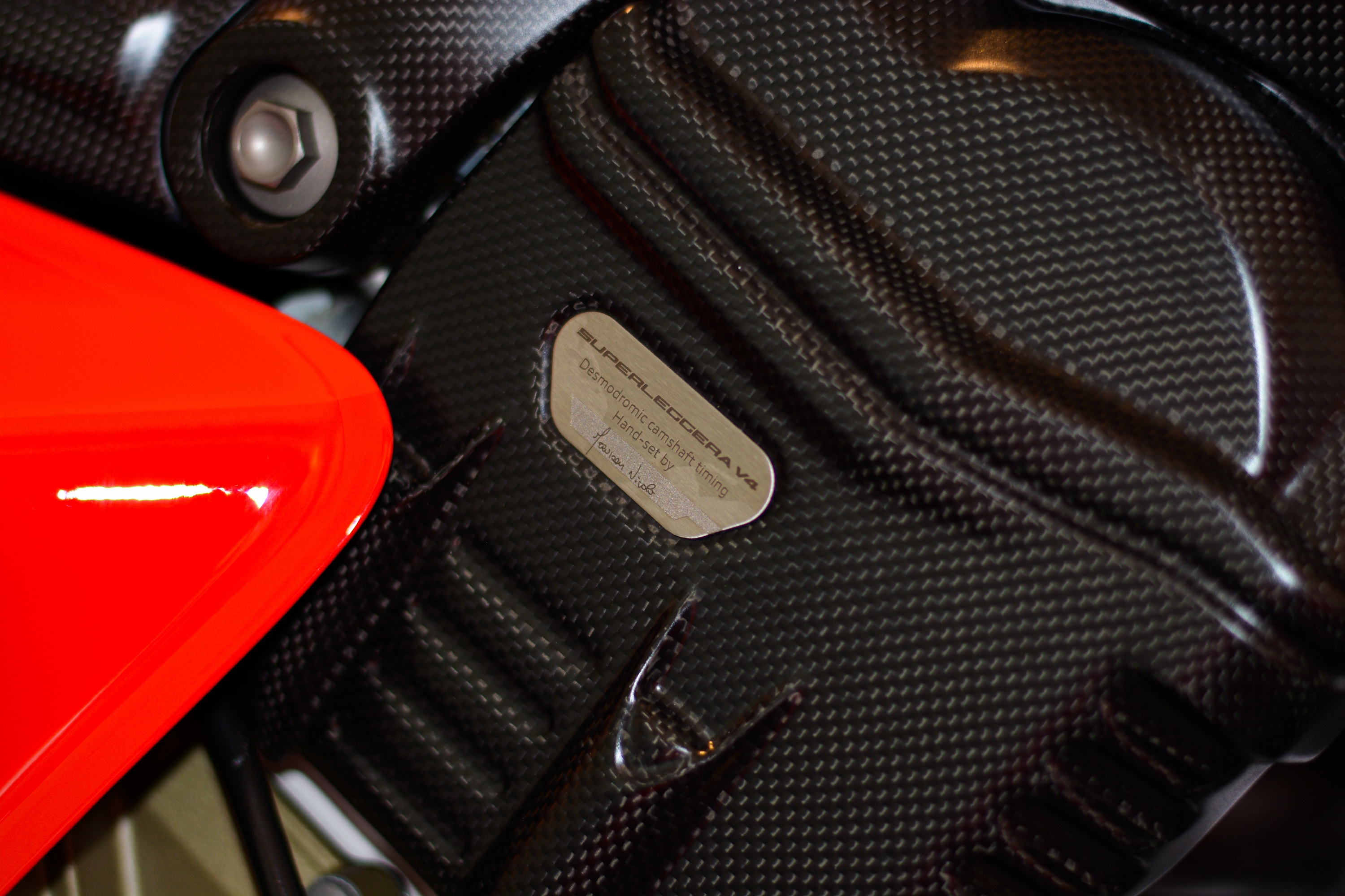 sieu moto Ducati Superleggera V4 cua Minh Nhua anh 11