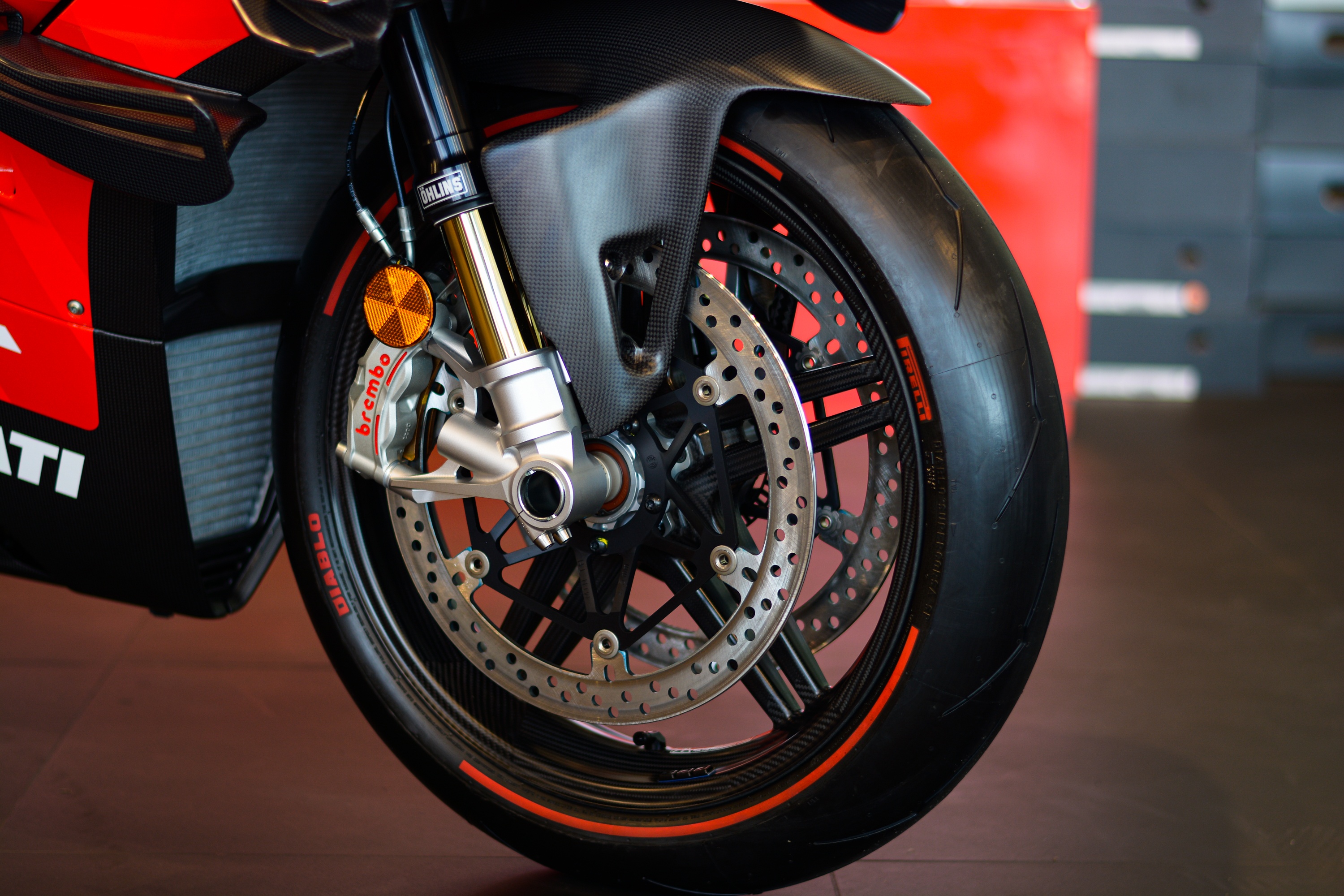 siêu môtô Ducati Superleggera V4 của Minh Nhựa ảnh 5 sieu moto Ducati Superleggera V4 cua Minh Nhua anh 5