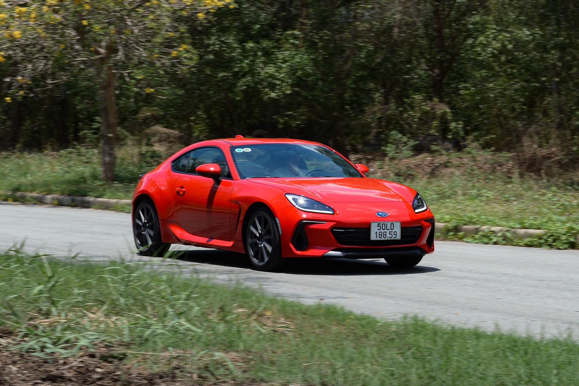 Trai nghiem nhanh Subaru BRZ anh 2