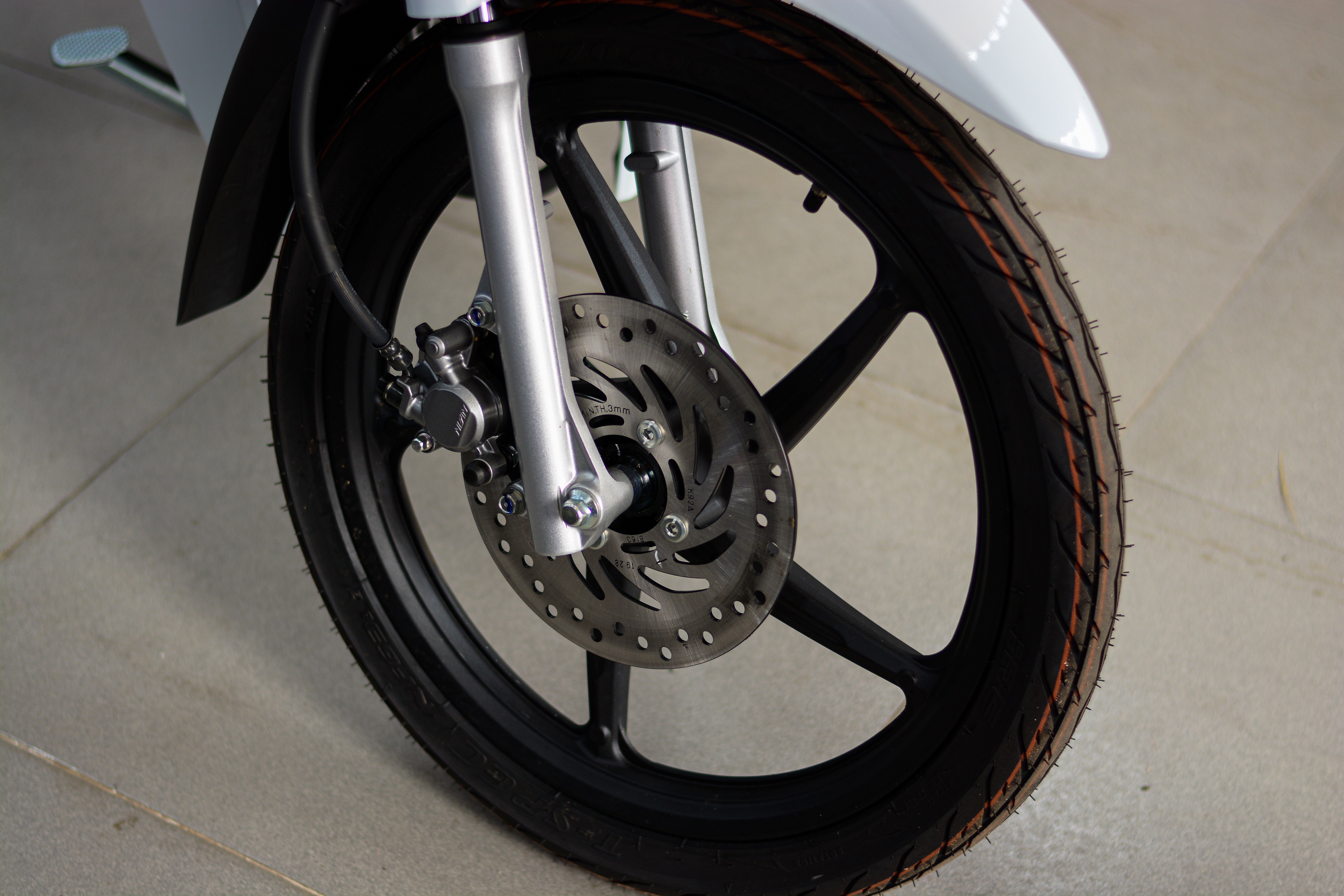 Honda Wave 125i giá 80 triệu tại Việt Nam ảnh 4 Honda Wave 125i gia 80 trieu tai Viet Nam anh 4