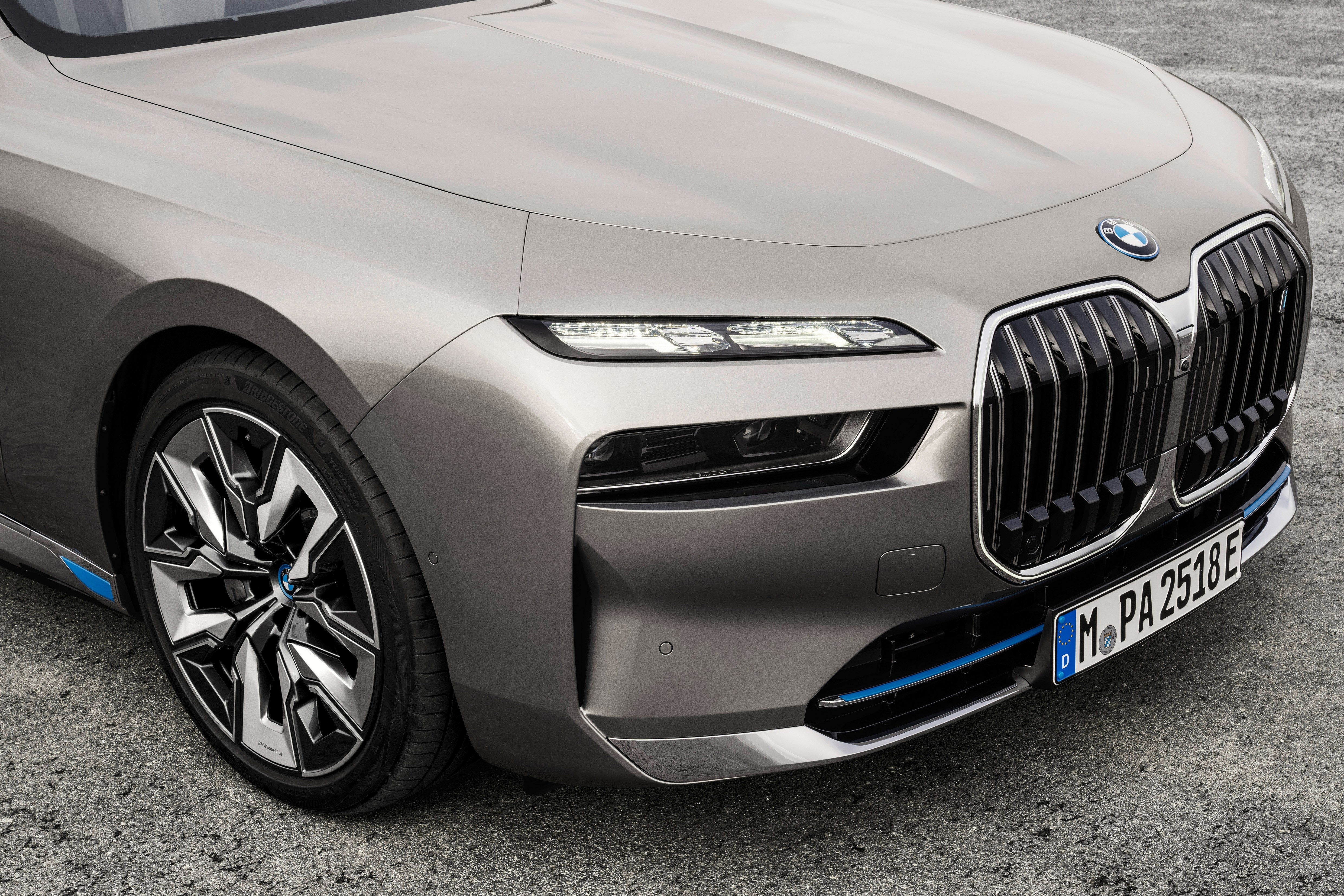 Xe điện BMW i7 ra mắt ảnh 4 Xe dien BMW i7 ra mat anh 4
