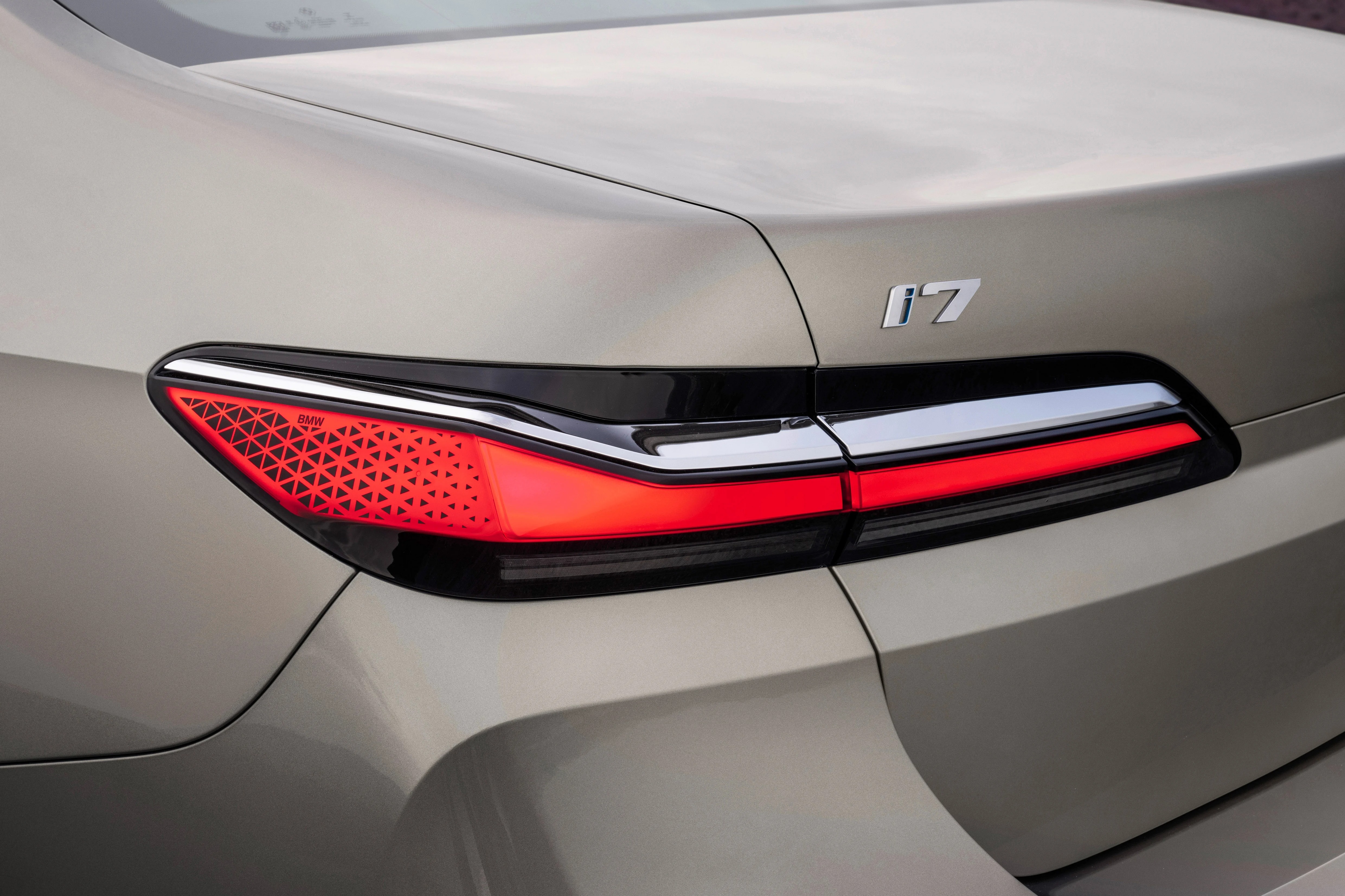 Xe điện BMW i7 ra mắt ảnh 5 Xe dien BMW i7 ra mat anh 5