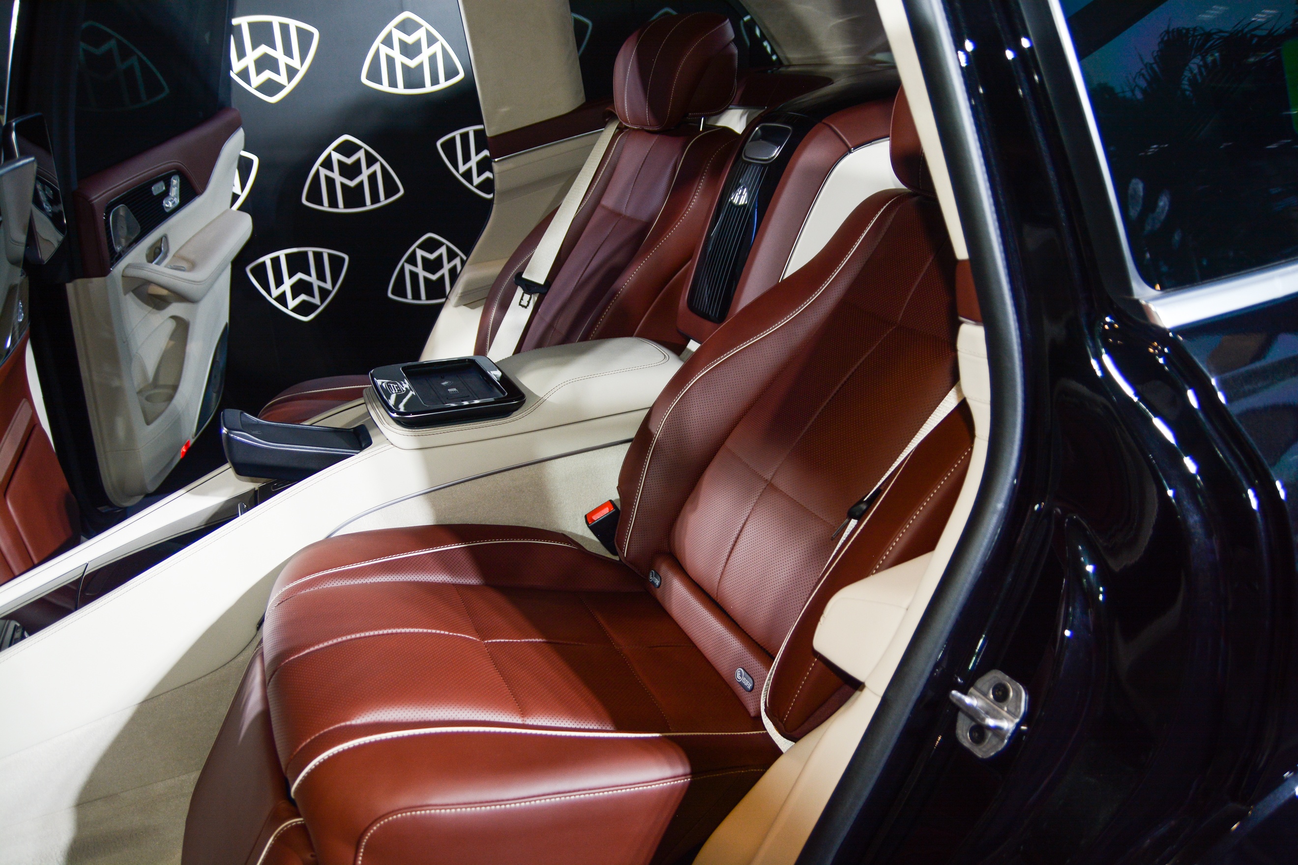 Mercedes-Maybach GLS 480 giá 8, 399 tỷ ảnh 12 Mercedes-Maybach GLS 480 gia 8, 399 ty anh 12