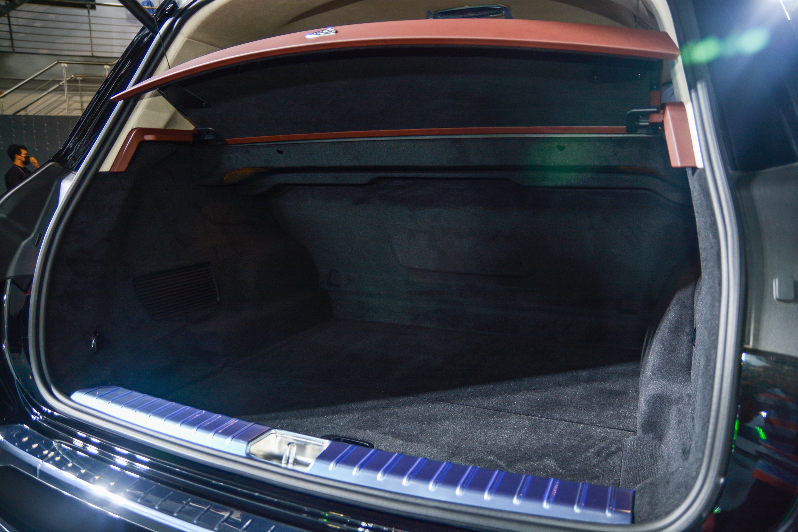 Mercedes-Maybach GLS 480 gia 8, 399 ty anh 8