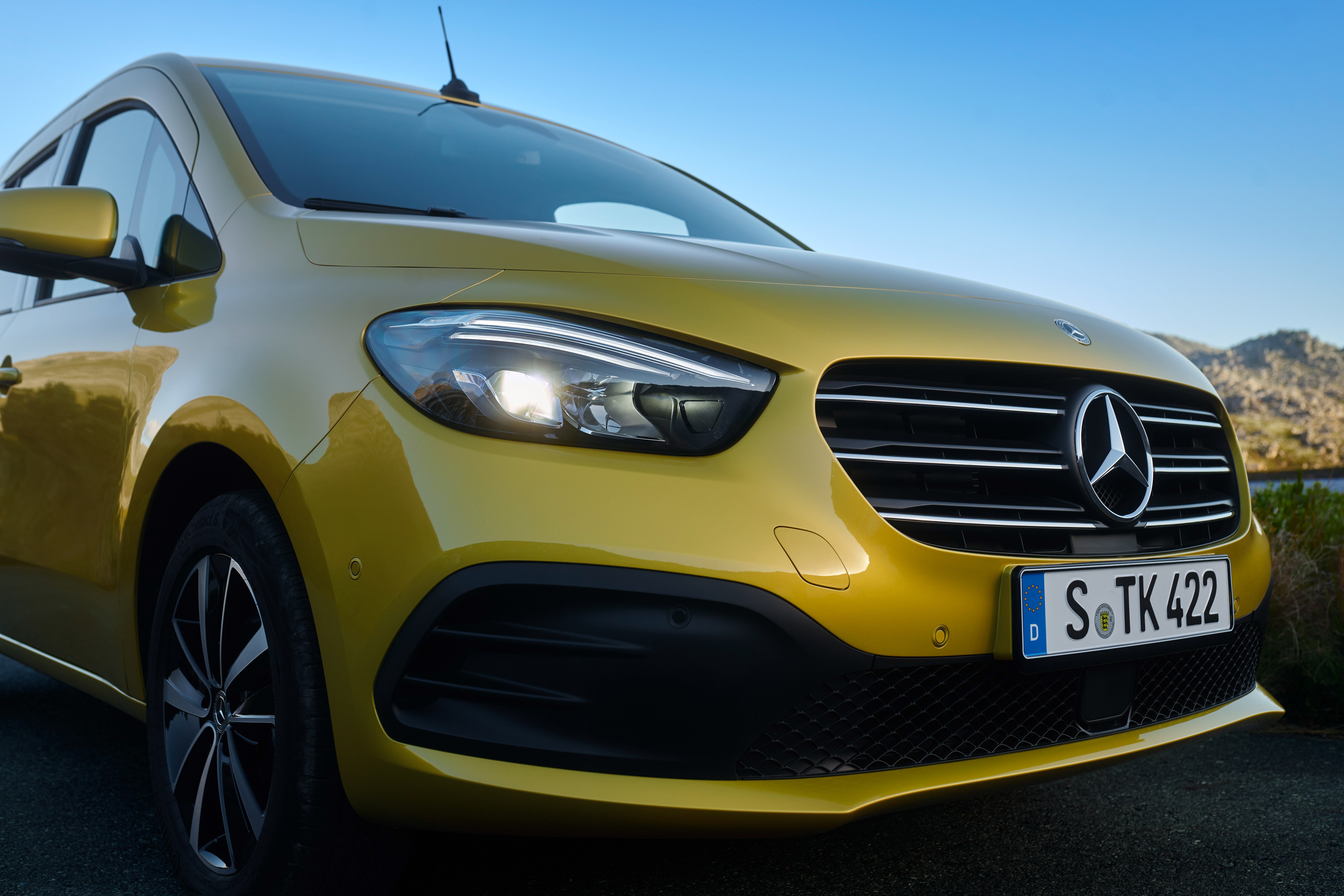 Mercedes-Benz T-Class ra mắt ảnh 3 Mercedes-Benz T-Class ra mat anh 3