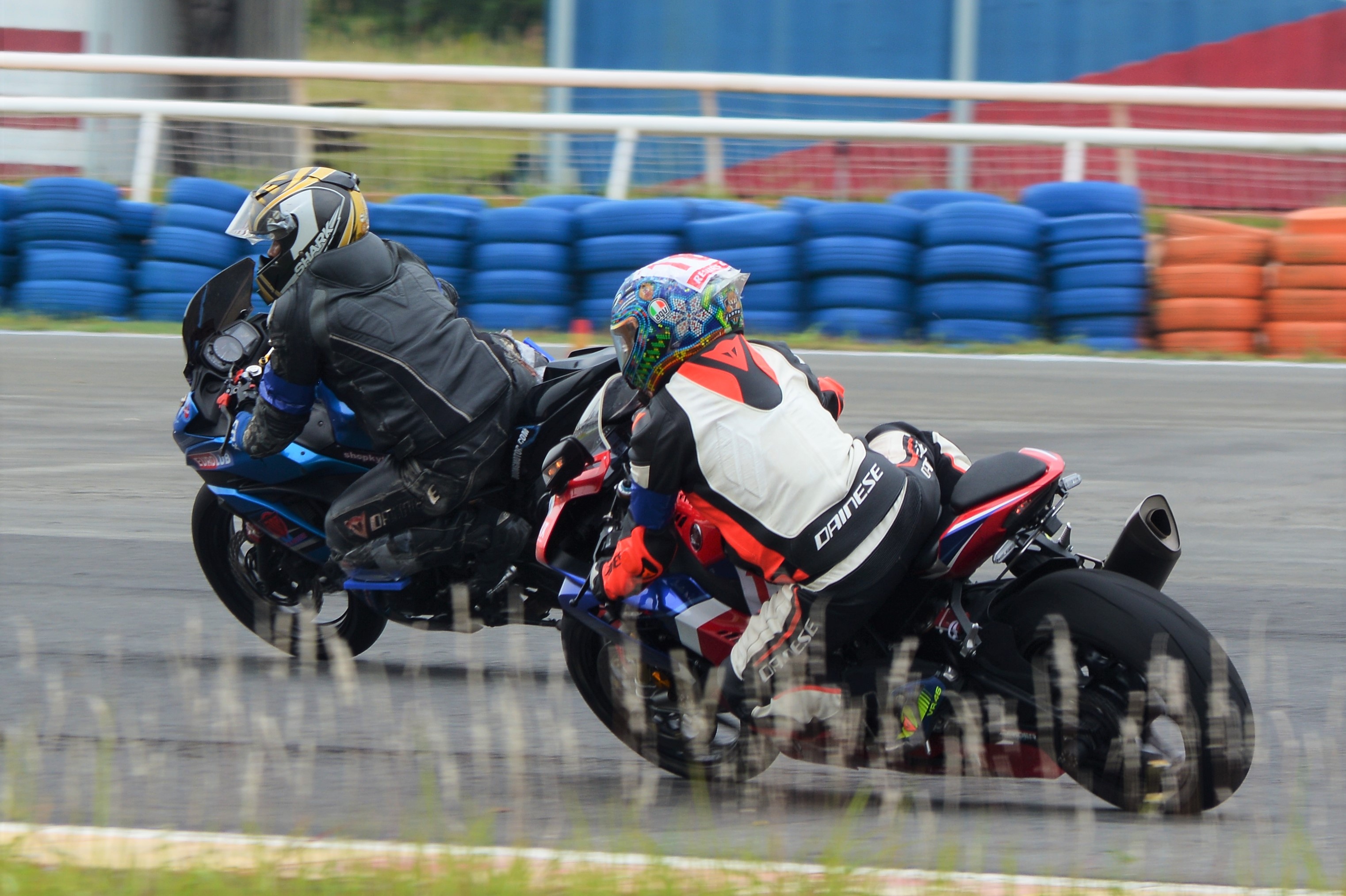 Giải đua môtô phân khối lớn tiếp sức diễn ra tại Việt Nam ảnh 5 Giai dua moto phan khoi lon tiep suc dien ra tai Viet Nam anh 5