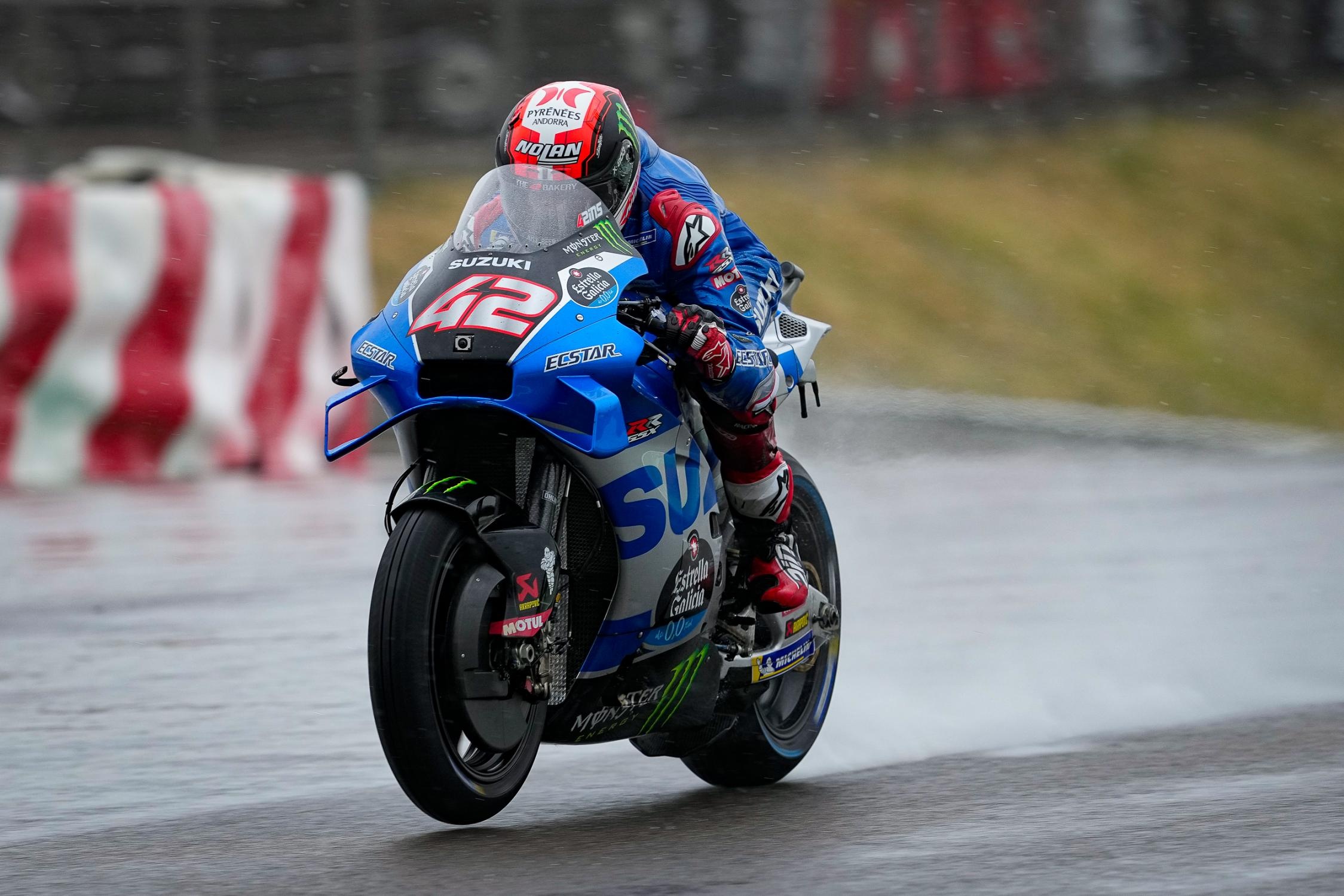 Suzuki rut khoi giai dua MotoGP anh 2