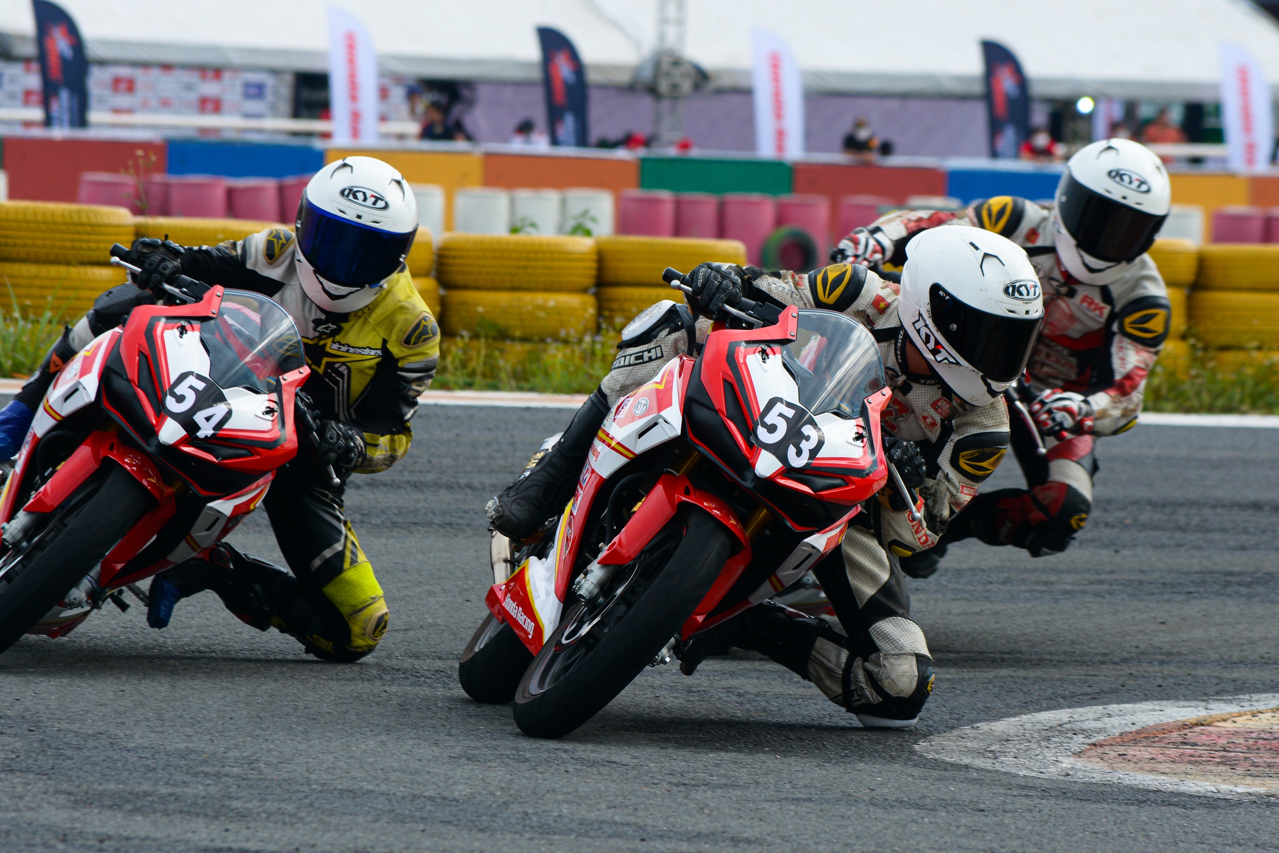 Chang 1 giai dua VMRC 2022 chinh thuc khoi tranh anh 16