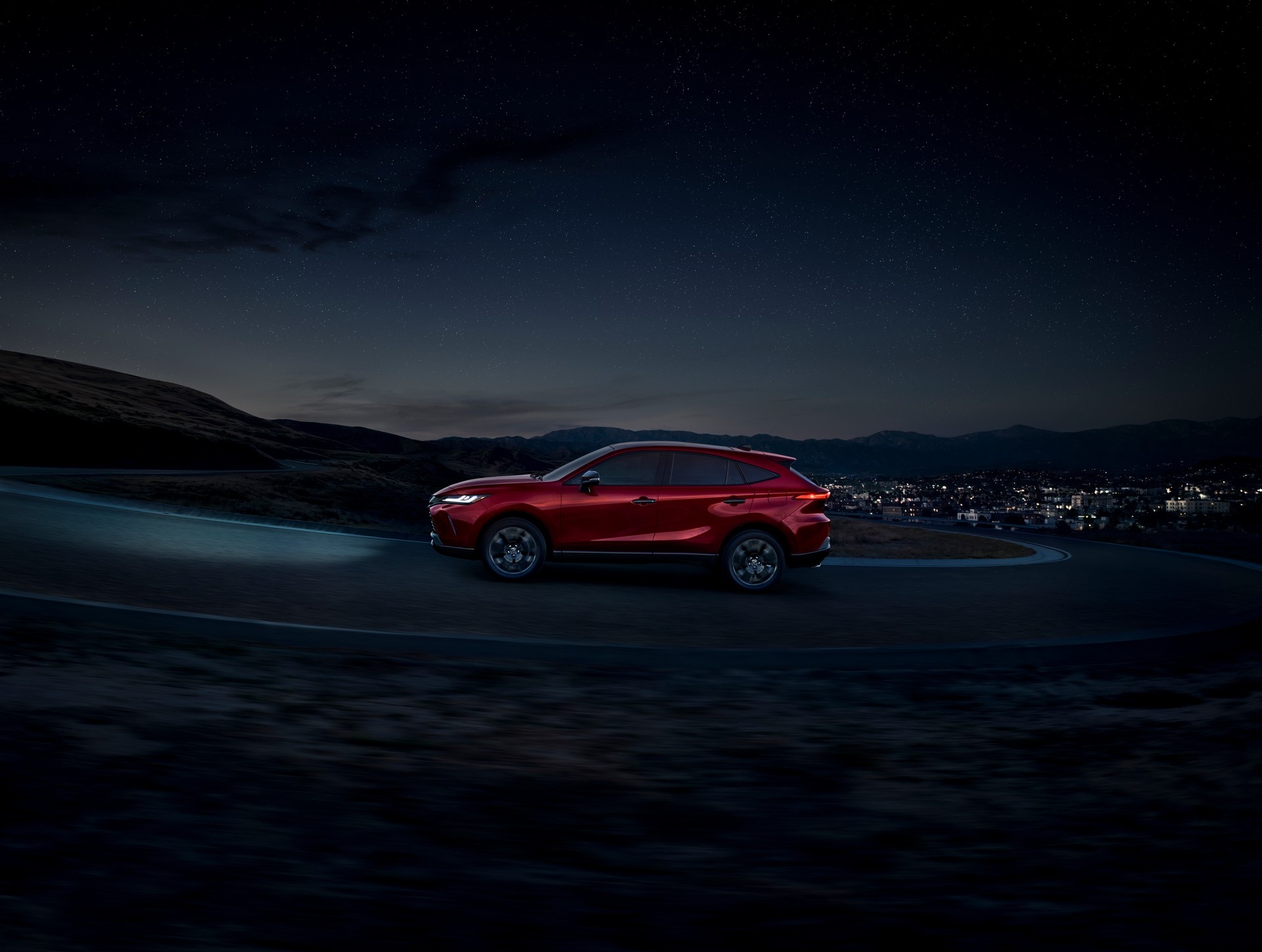 Toyota Venza 2023 ra mắt ảnh 1 Toyota Venza 2023 ra mat anh 1