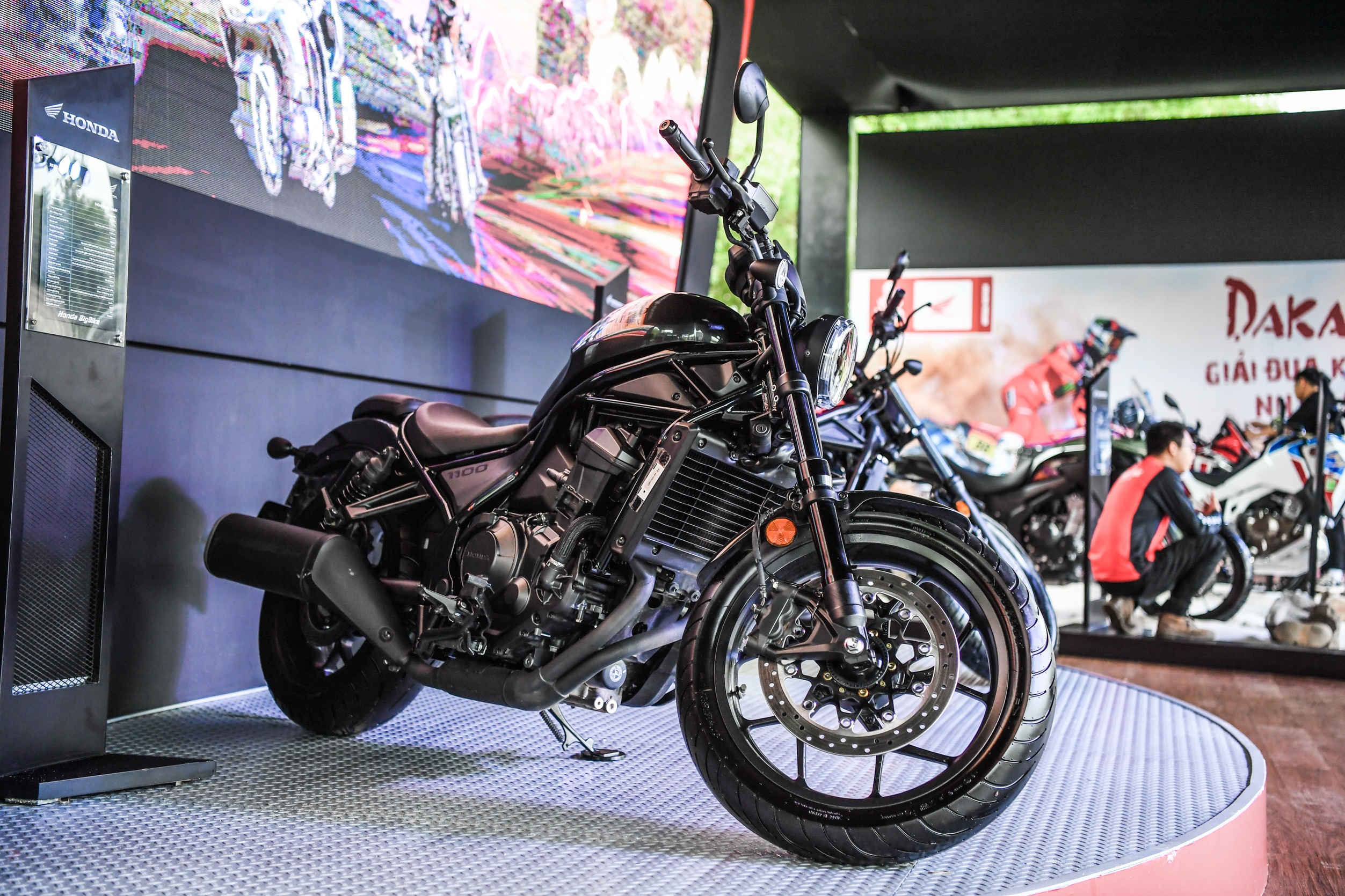 Honda Rebel 1100 tai Viet Nam anh 2