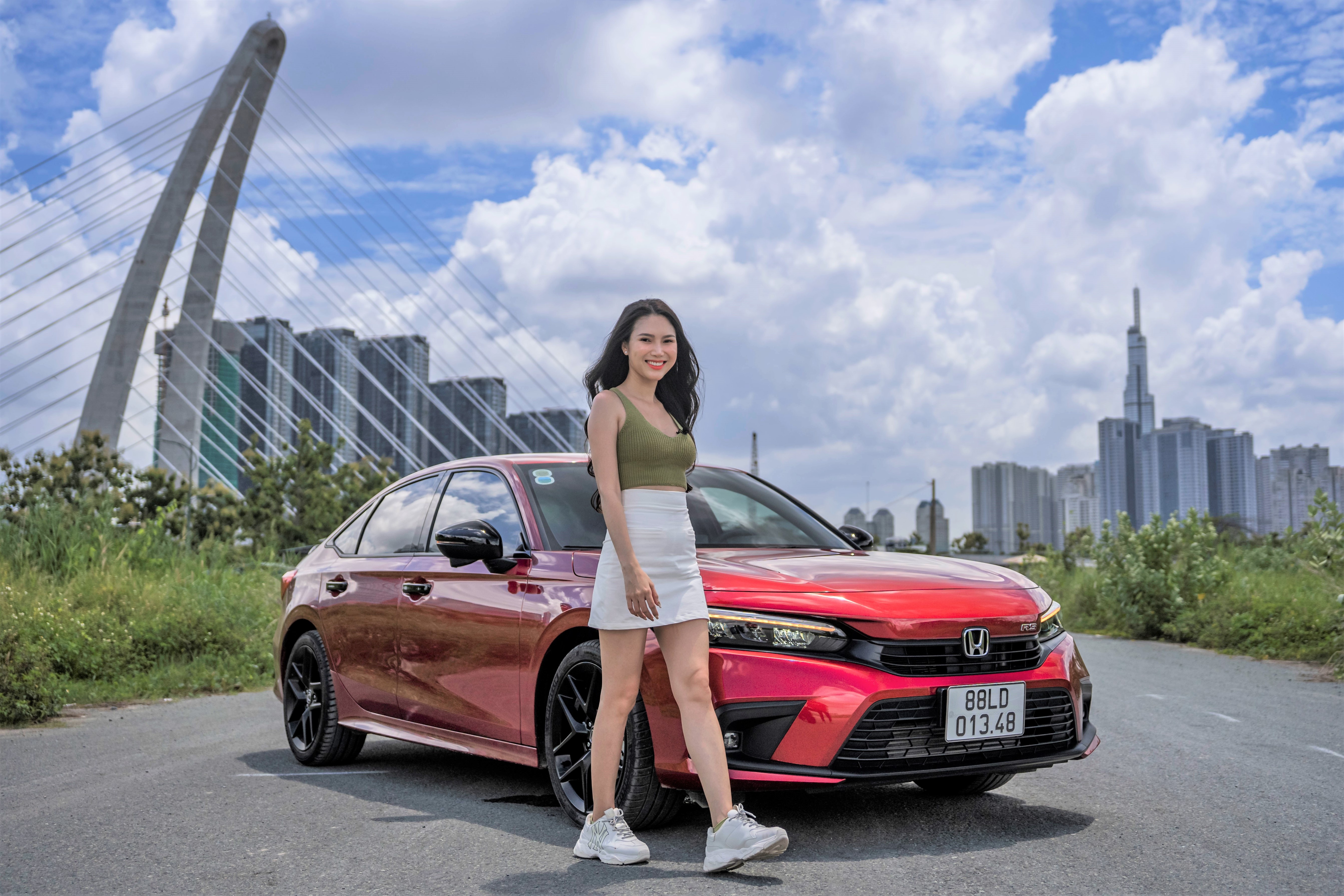 Honda Civic RS 2022 co xung dang voi muc gia gan 900 trieu dong? hinh anh