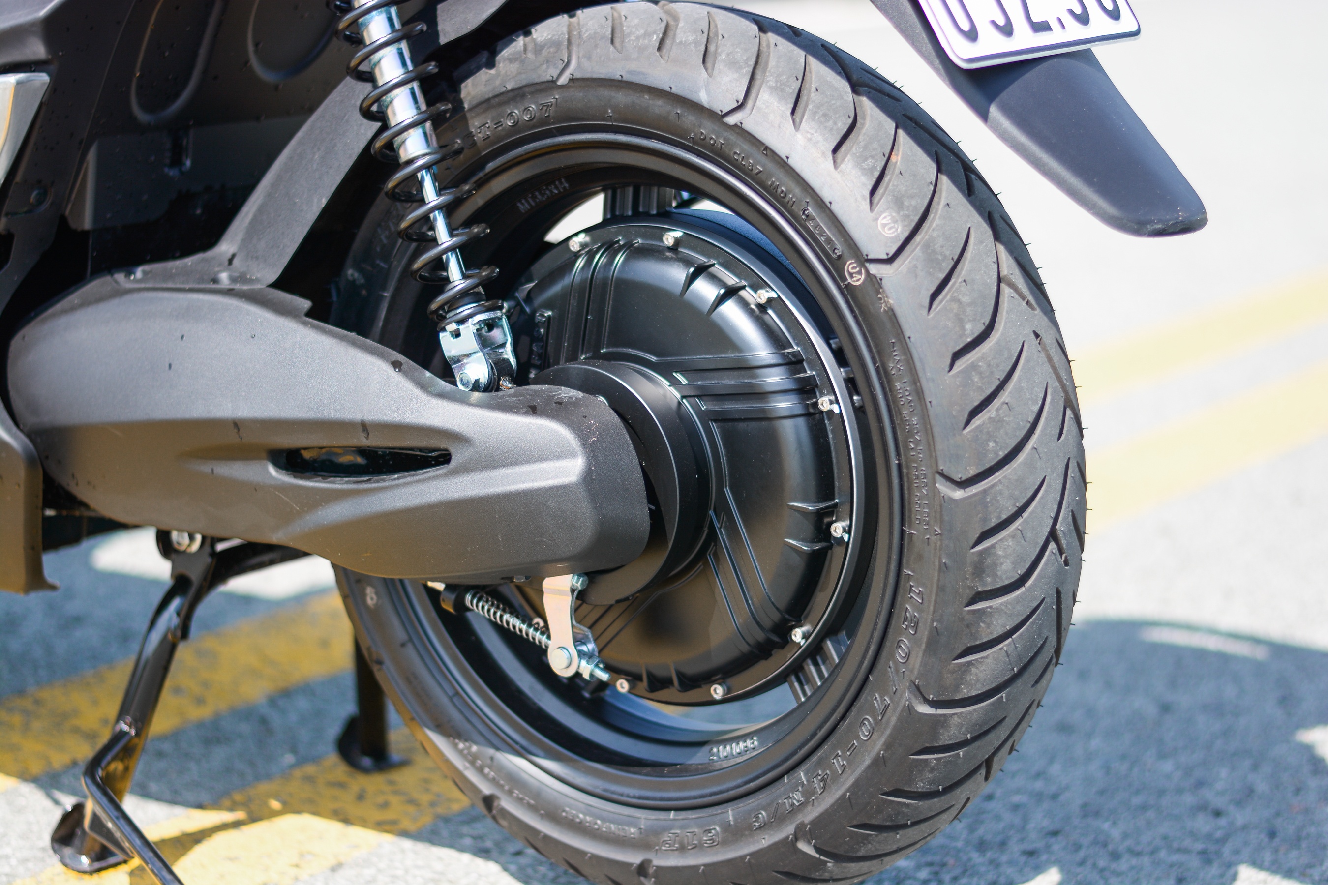 lua chon xe may dien gia duoi 40 trieu dong anh 8