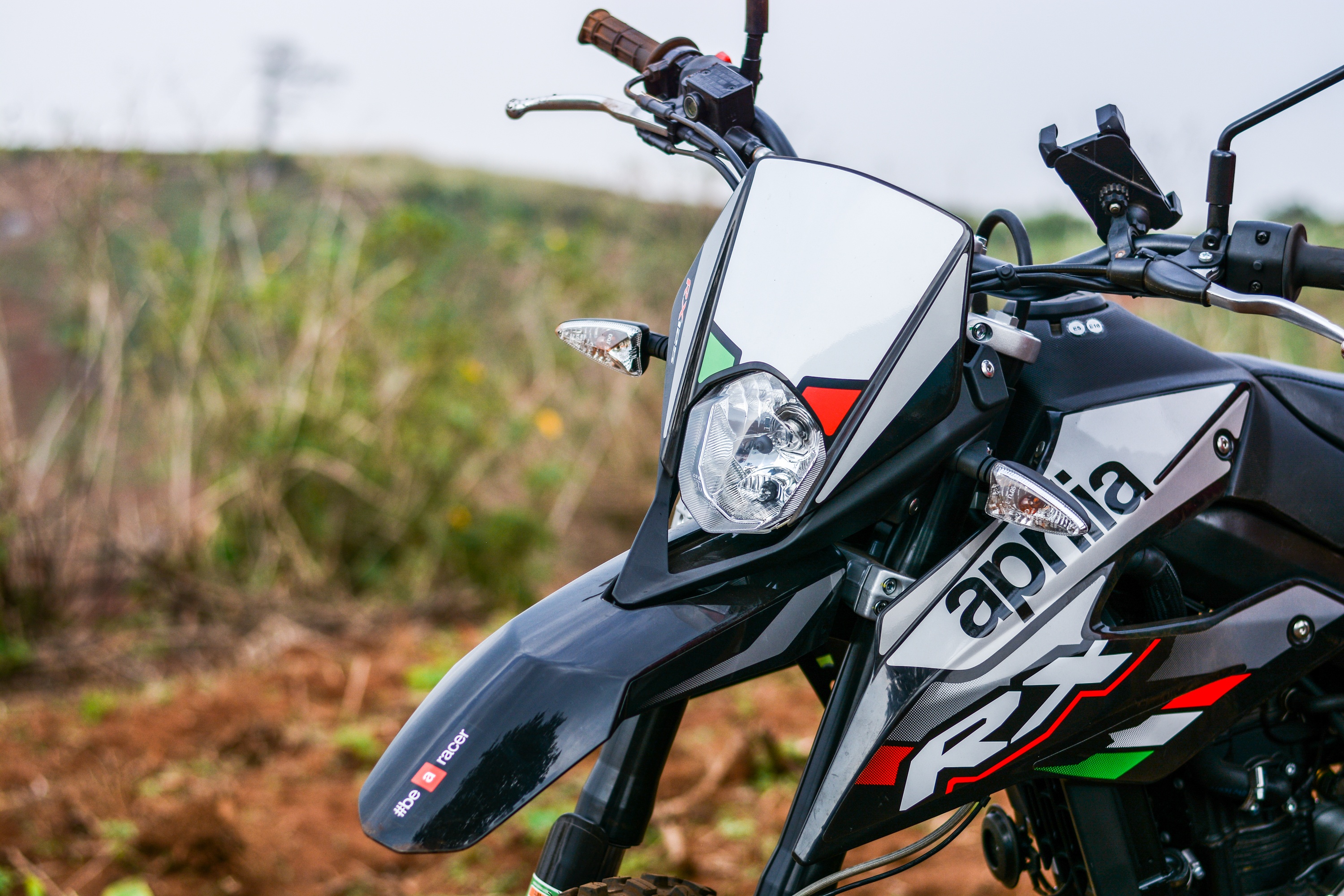 bo doi moto dia hinh Aprilia RX,  SX 125 tai Viet Nam anh 5