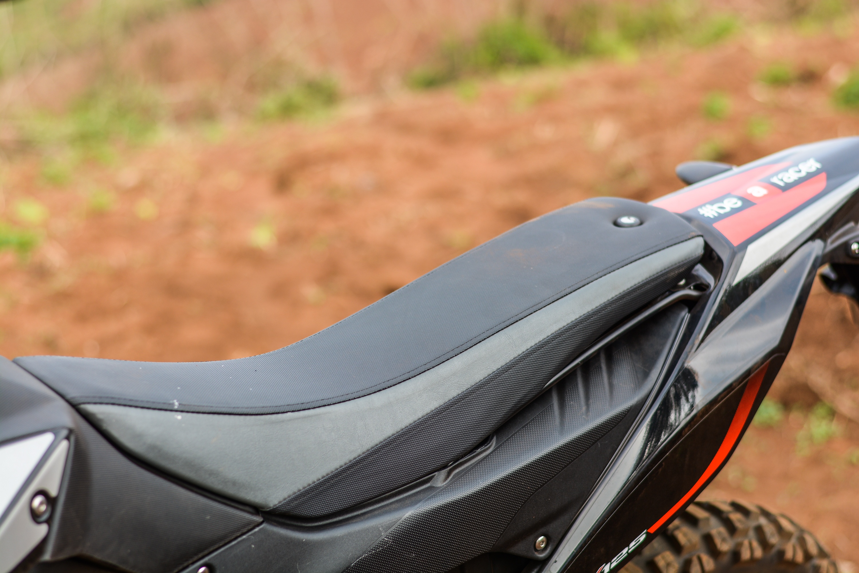 bo doi moto dia hinh Aprilia RX,  SX 125 tai Viet Nam anh 9