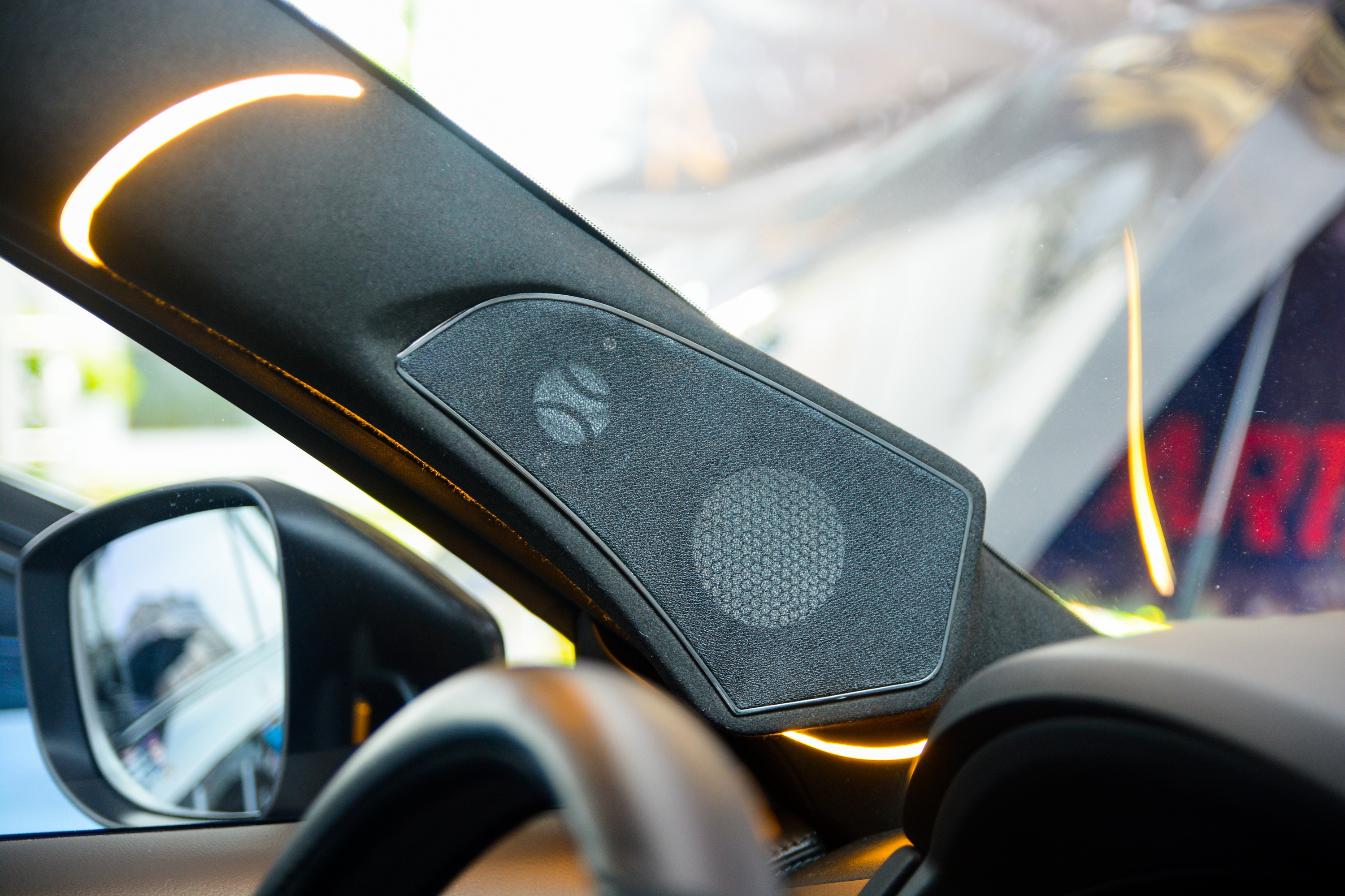 Mazda CX-8 voi goi nang cap am thanh 1, 3 ty dong anh 11