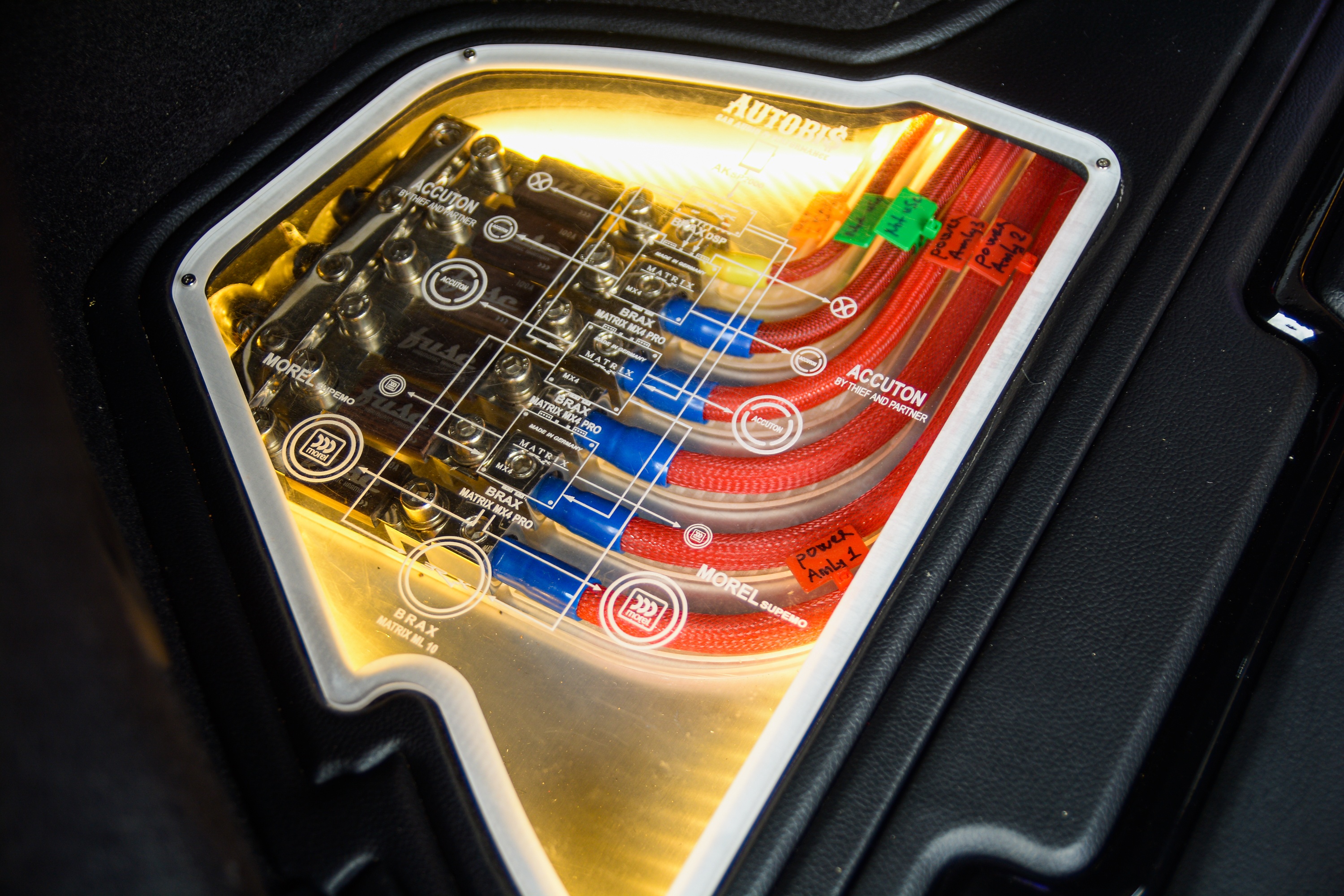 Mazda CX-8 voi goi nang cap am thanh 1, 3 ty dong anh 4