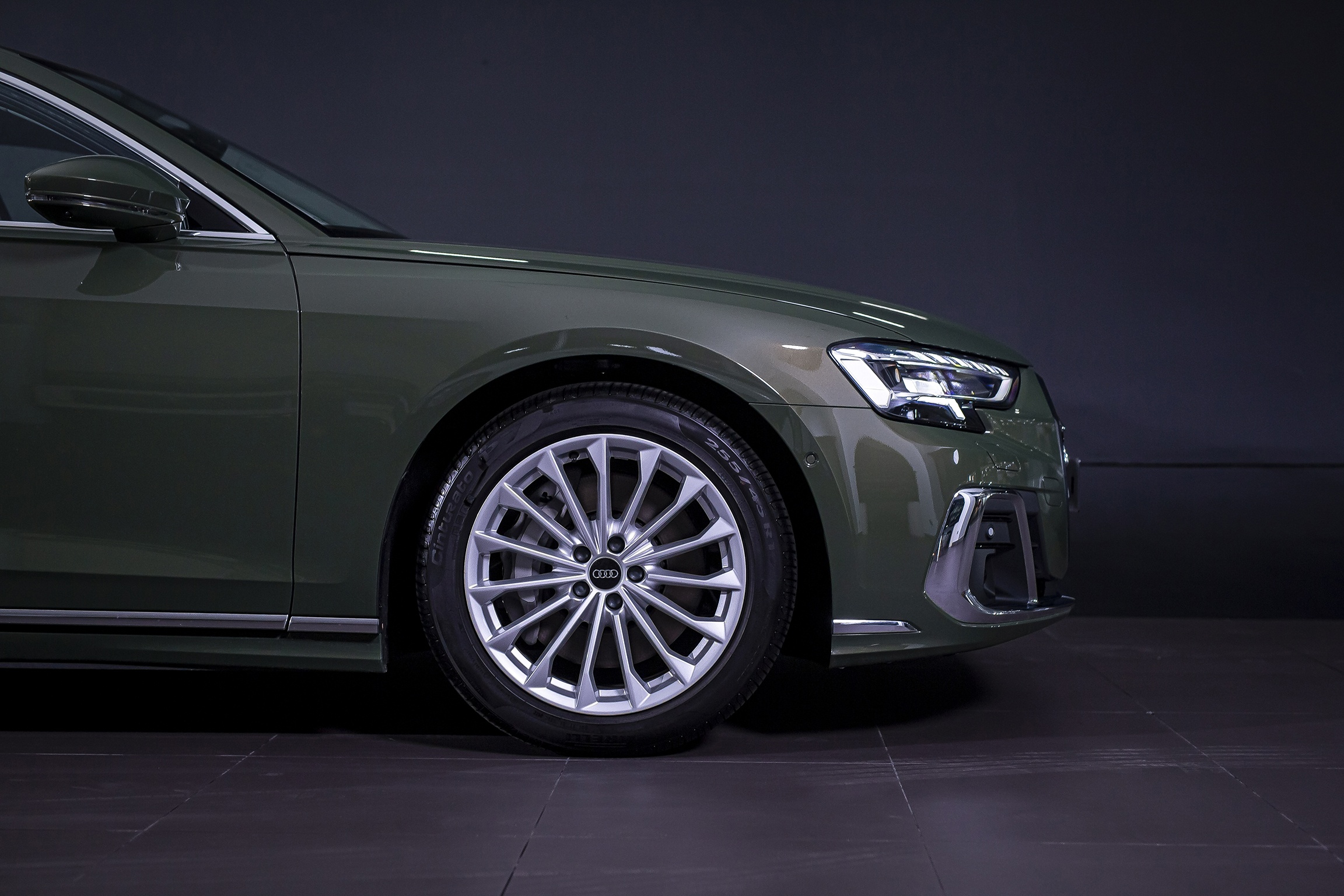 Chi tiet Audi A8L vua ra mat anh 4