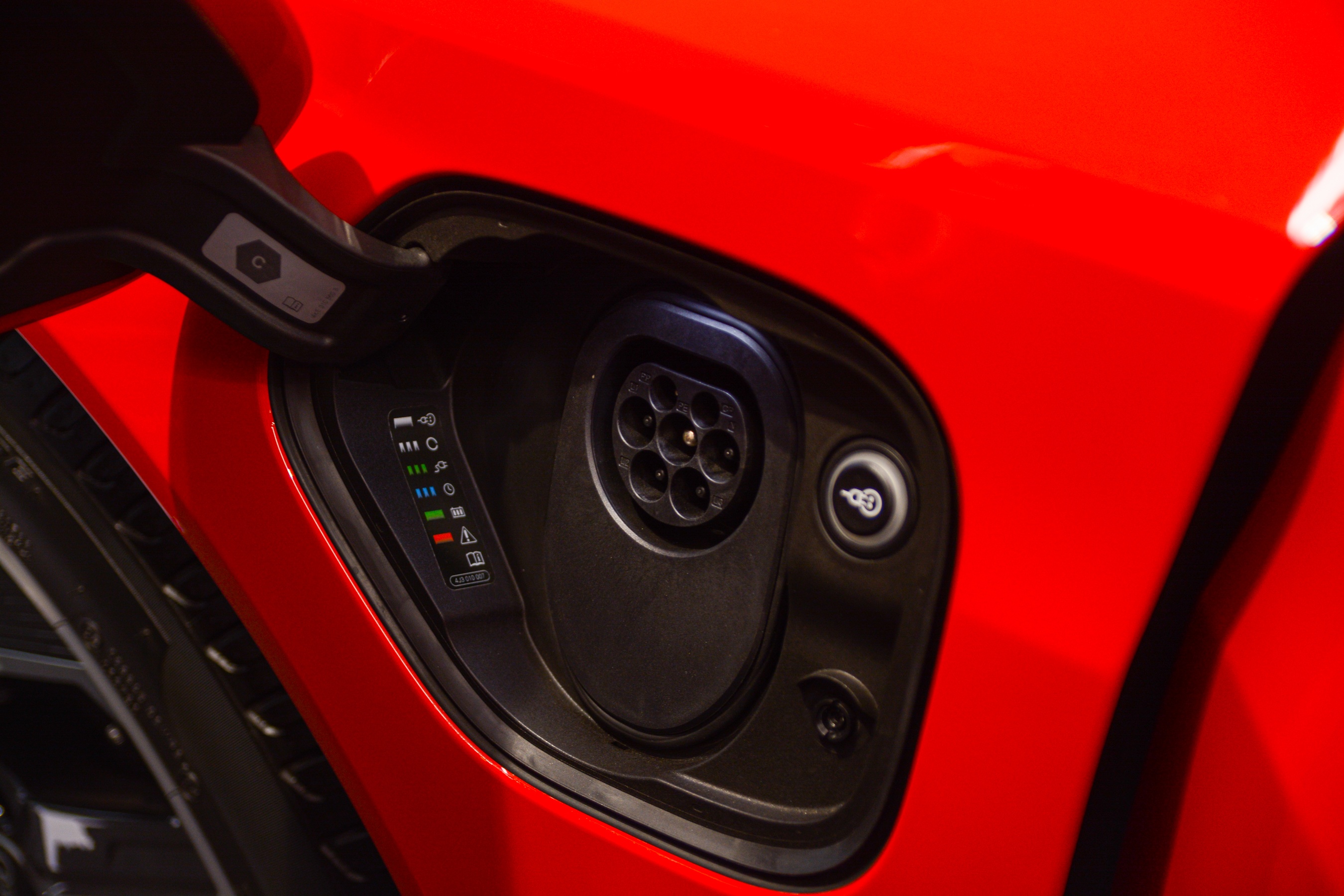 Cận cảnh Audi e-tron GT ảnh 8 Can canh Audi e-tron GT anh 8