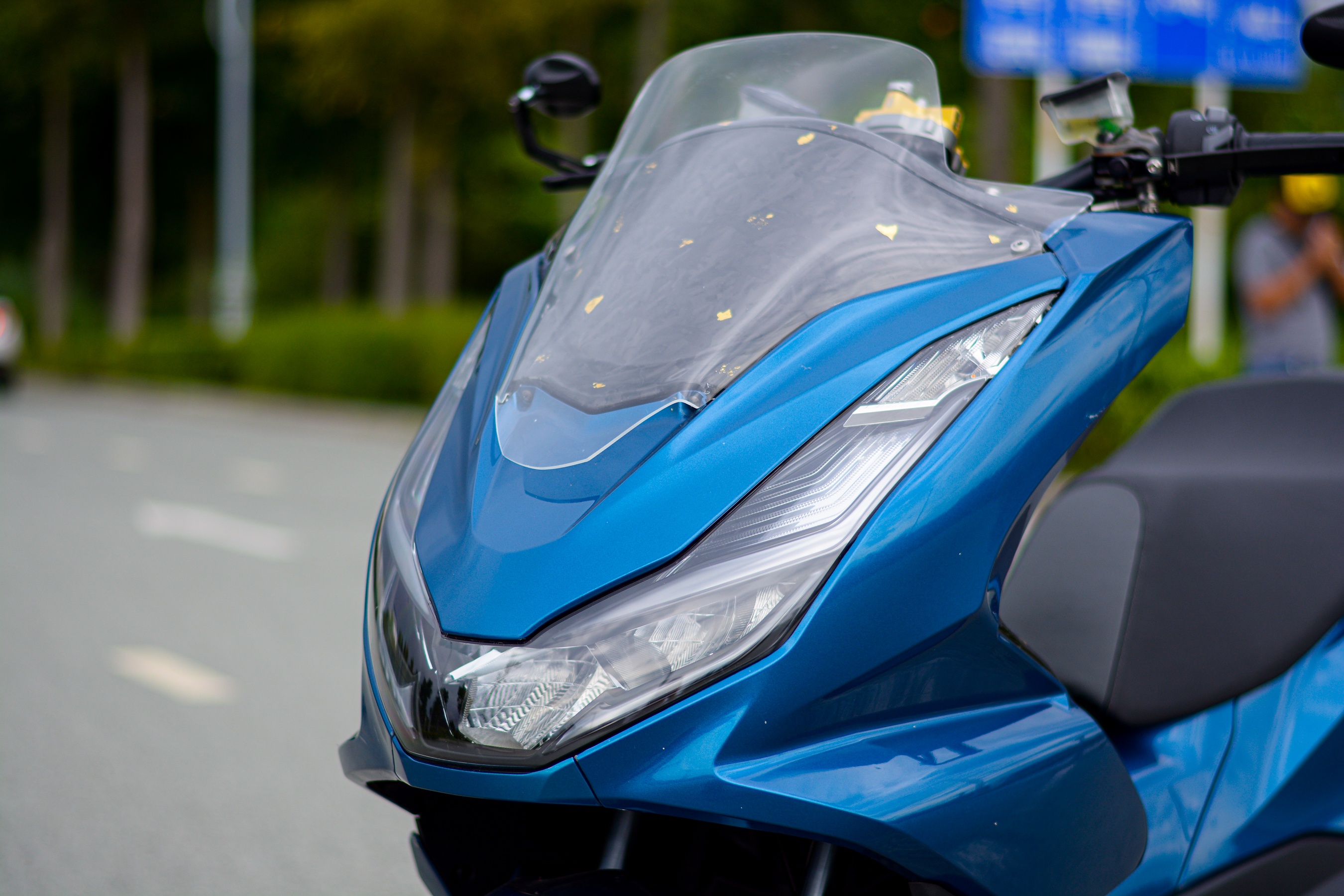 Honda PCX 160 voi goi nang cap hon 200 trieu dong anh 3