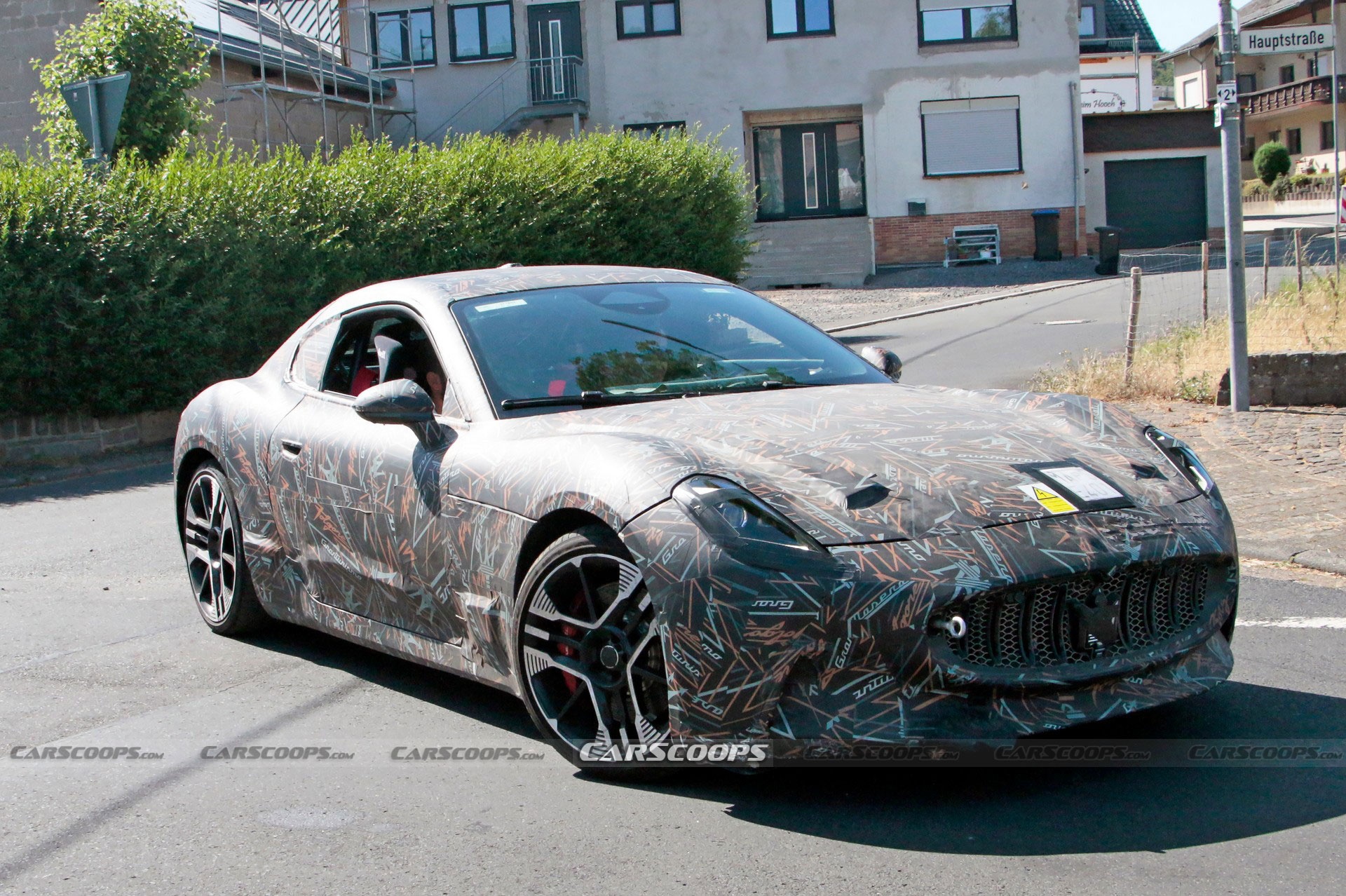 Xe dien Maserati GranTurismo Folgore se co cong suat hon 1.000 ma luc hinh anh