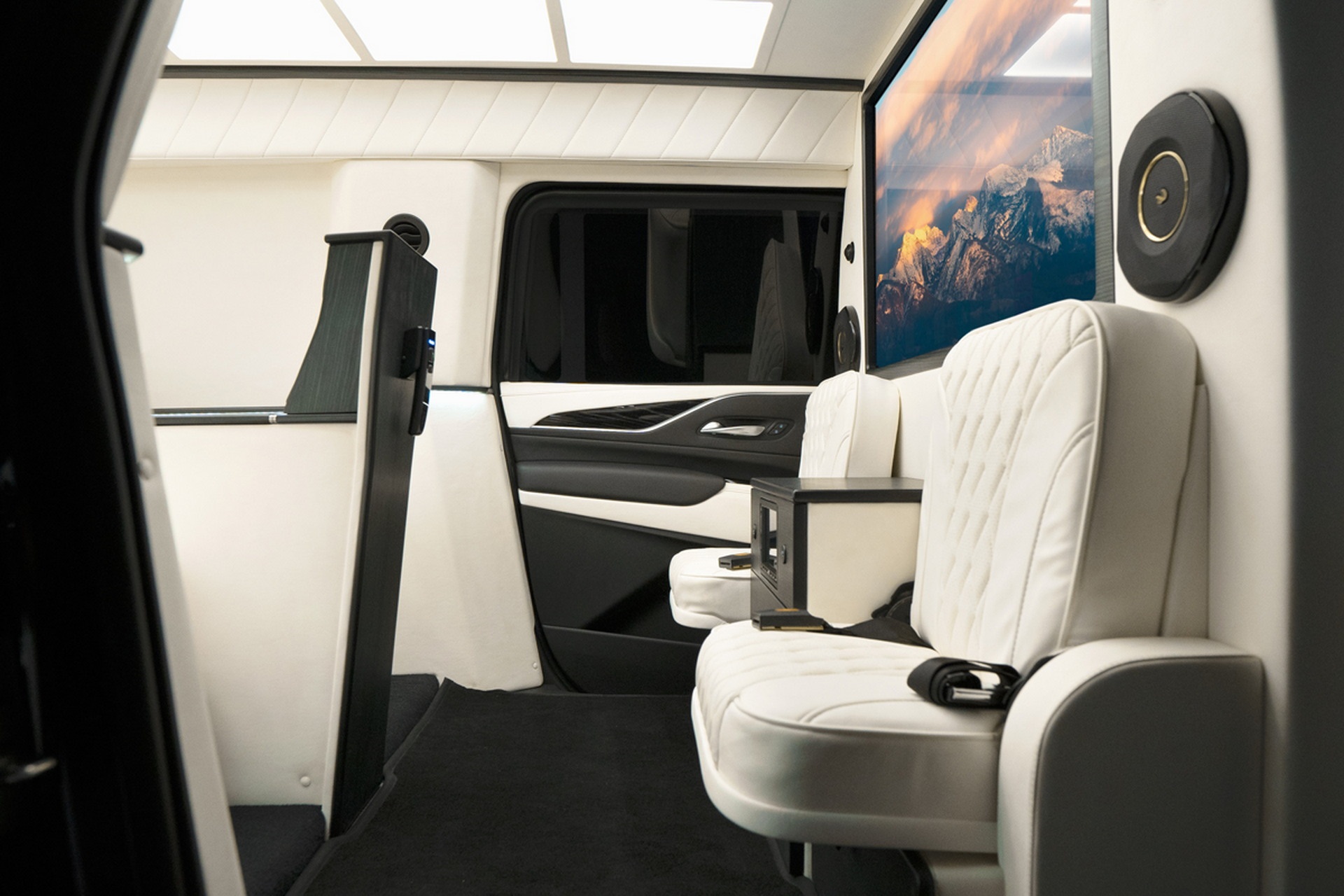 Cadillac Escalade Chairman dành cho yếu nhân ảnh 9 Cadillac Escalade Chairman danh cho yeu nhan anh 9
