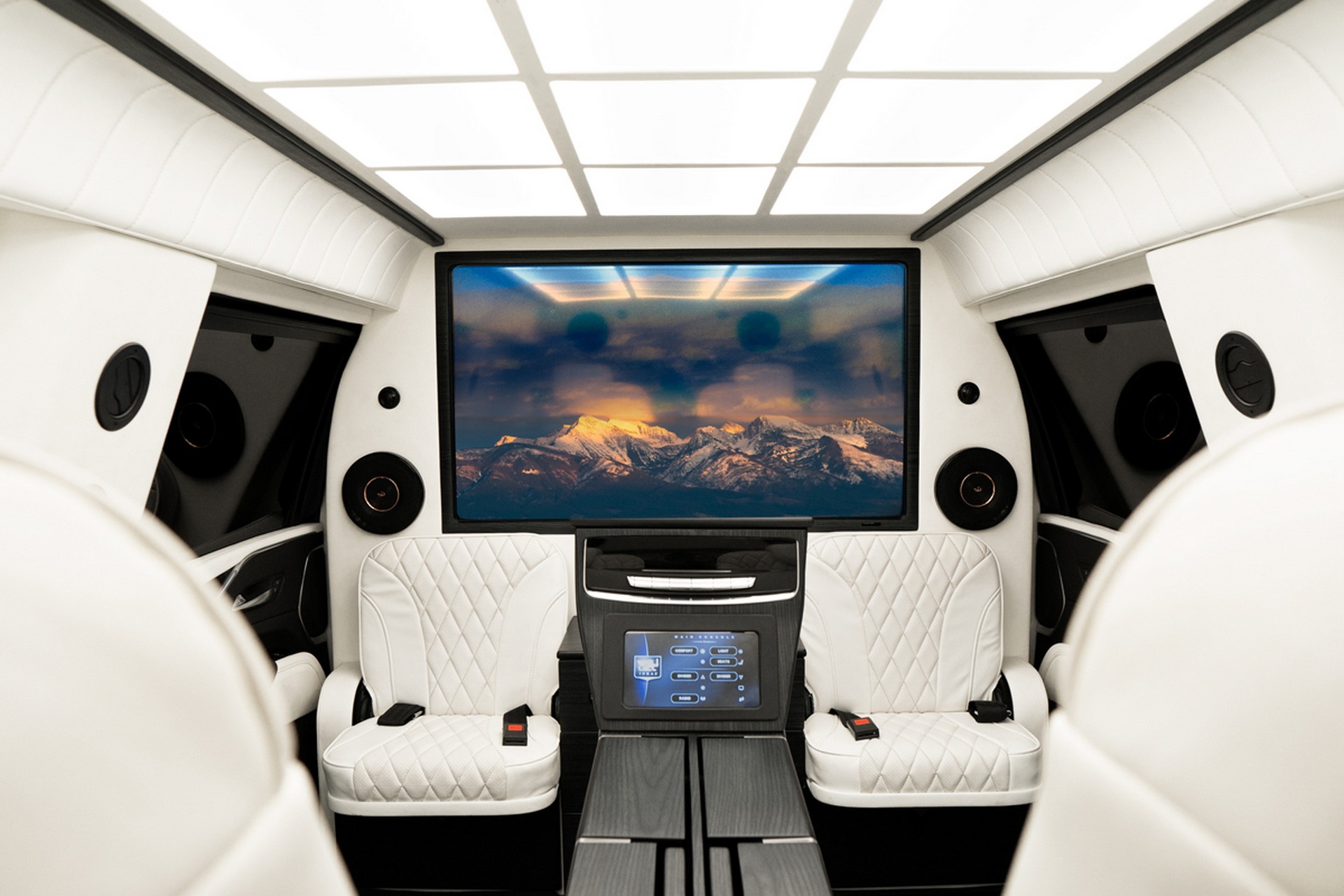 Cadillac Escalade Chairman dành cho yếu nhân ảnh 5 Cadillac Escalade Chairman danh cho yeu nhan anh 5