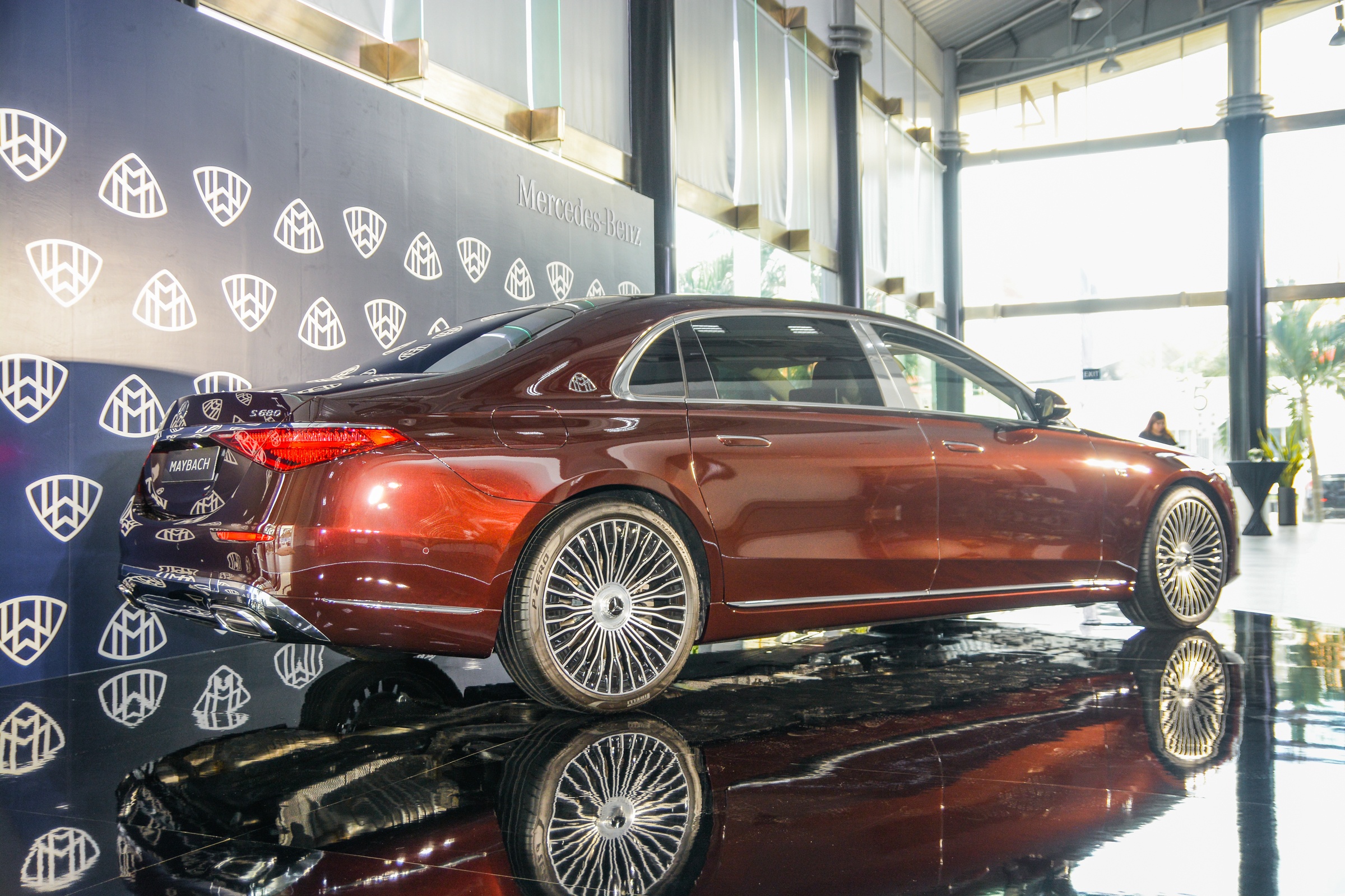 Mercedes-Maybach S 680 chinh hang gia 16 ty dong anh 2