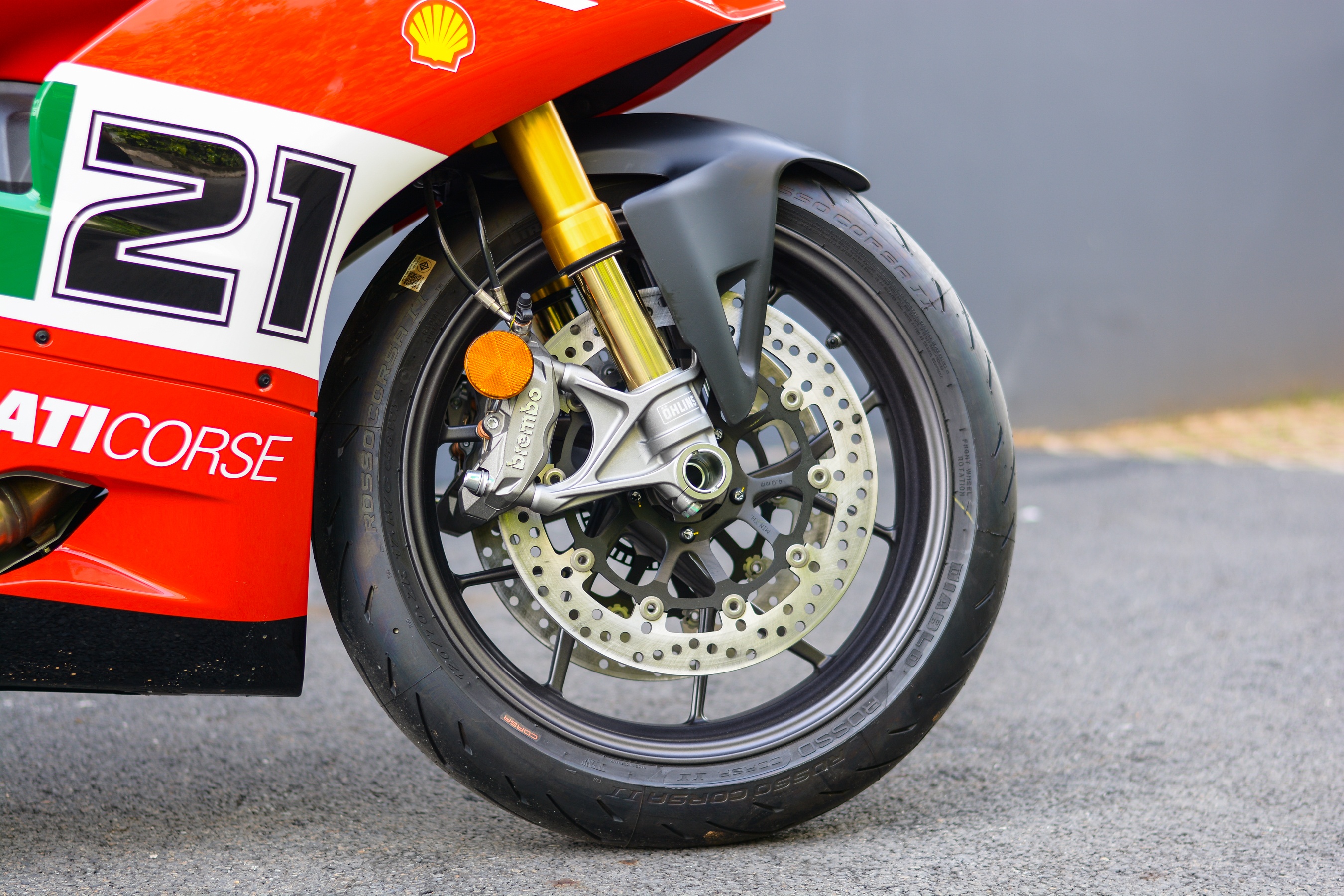 Moto Ducati Panigale V2 Bayliss anh 3