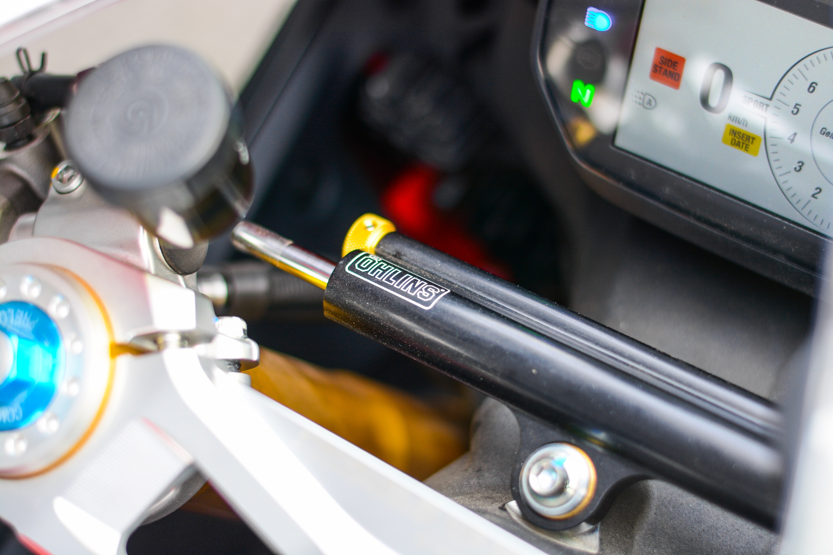 Moto Ducati Panigale V2 Bayliss anh 7