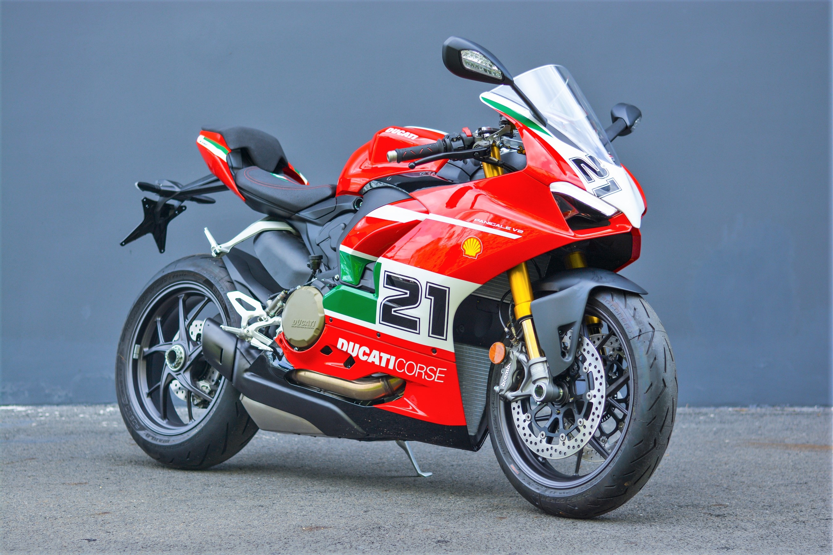 Can canh Ducati Panigale V2 Bayliss gia gan 800 trieu tai Viet Nam hinh anh