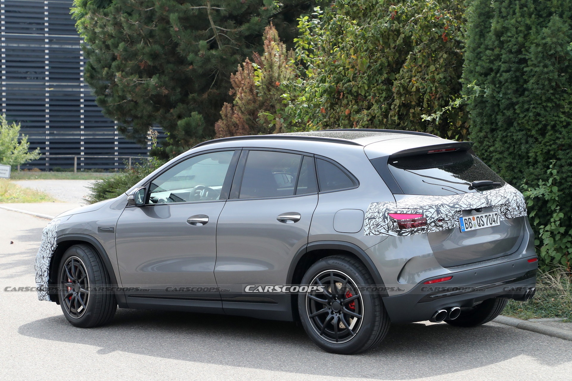 Mercedes-Benz GLA 45 mới ảnh 2 Mercedes-Benz GLA 45 moi anh 2