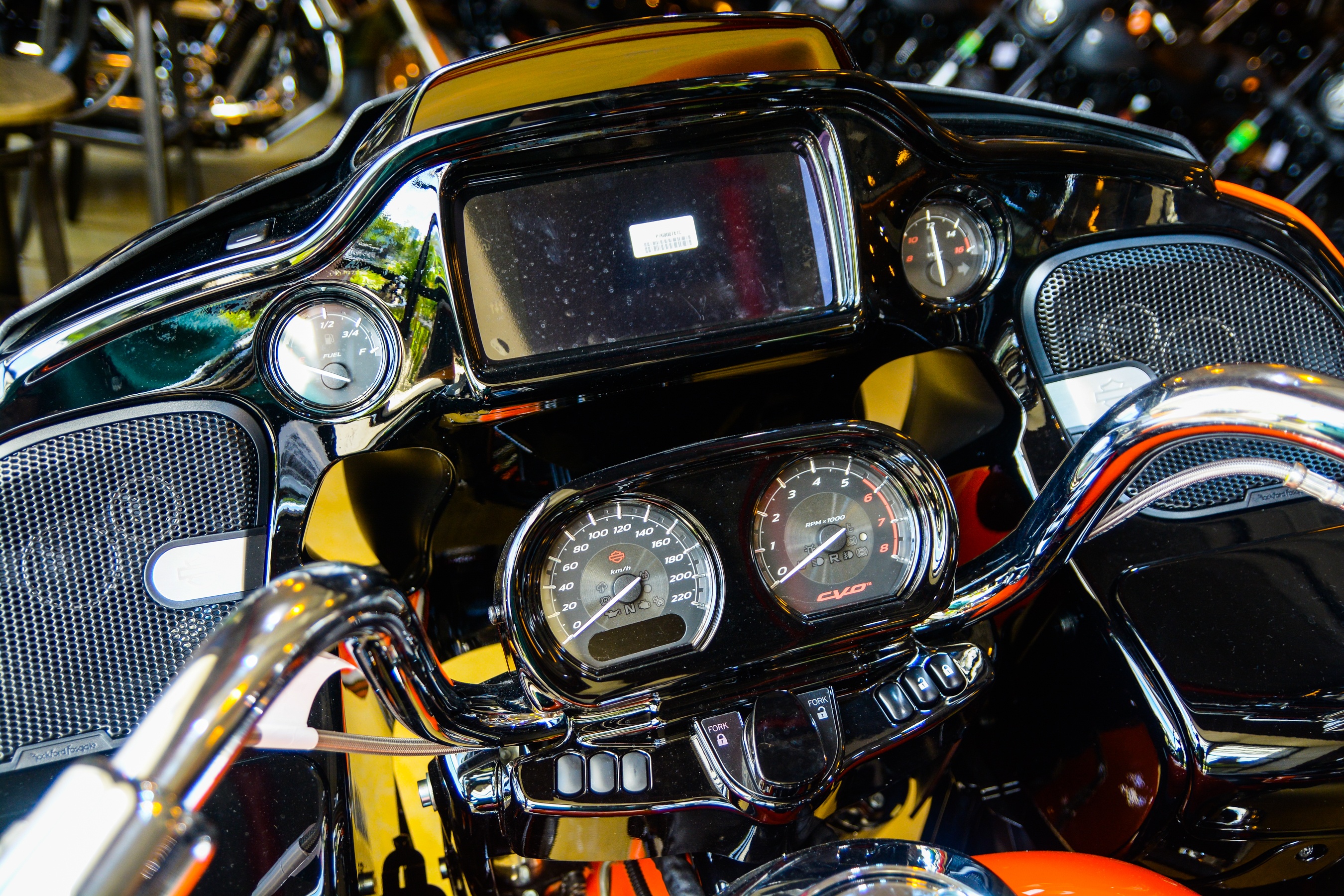 Road Glide CVO dac biet anh 7