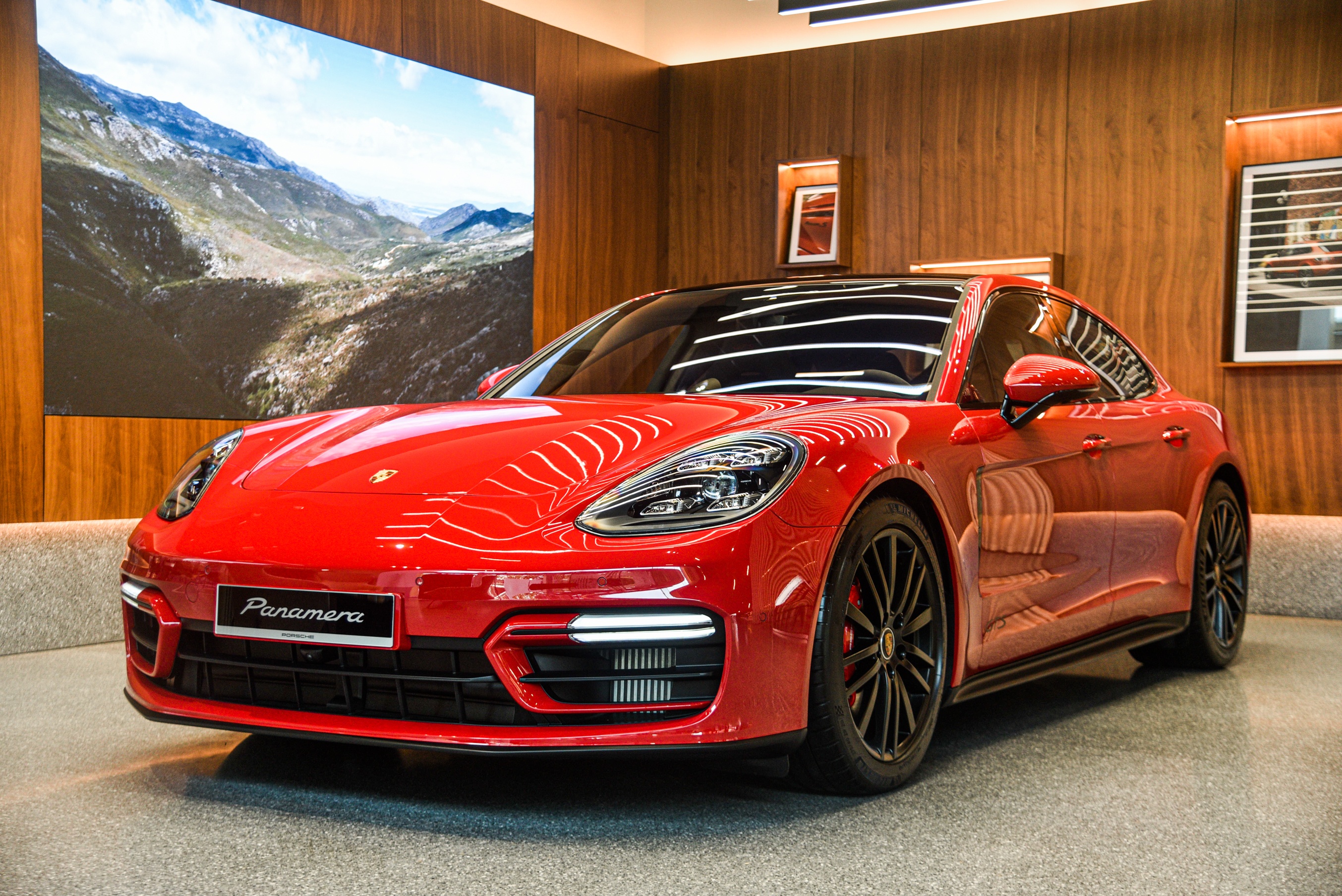 Porsche Panamera GTS nâng cấp ảnh 1 Porsche Panamera GTS nang cap anh 1