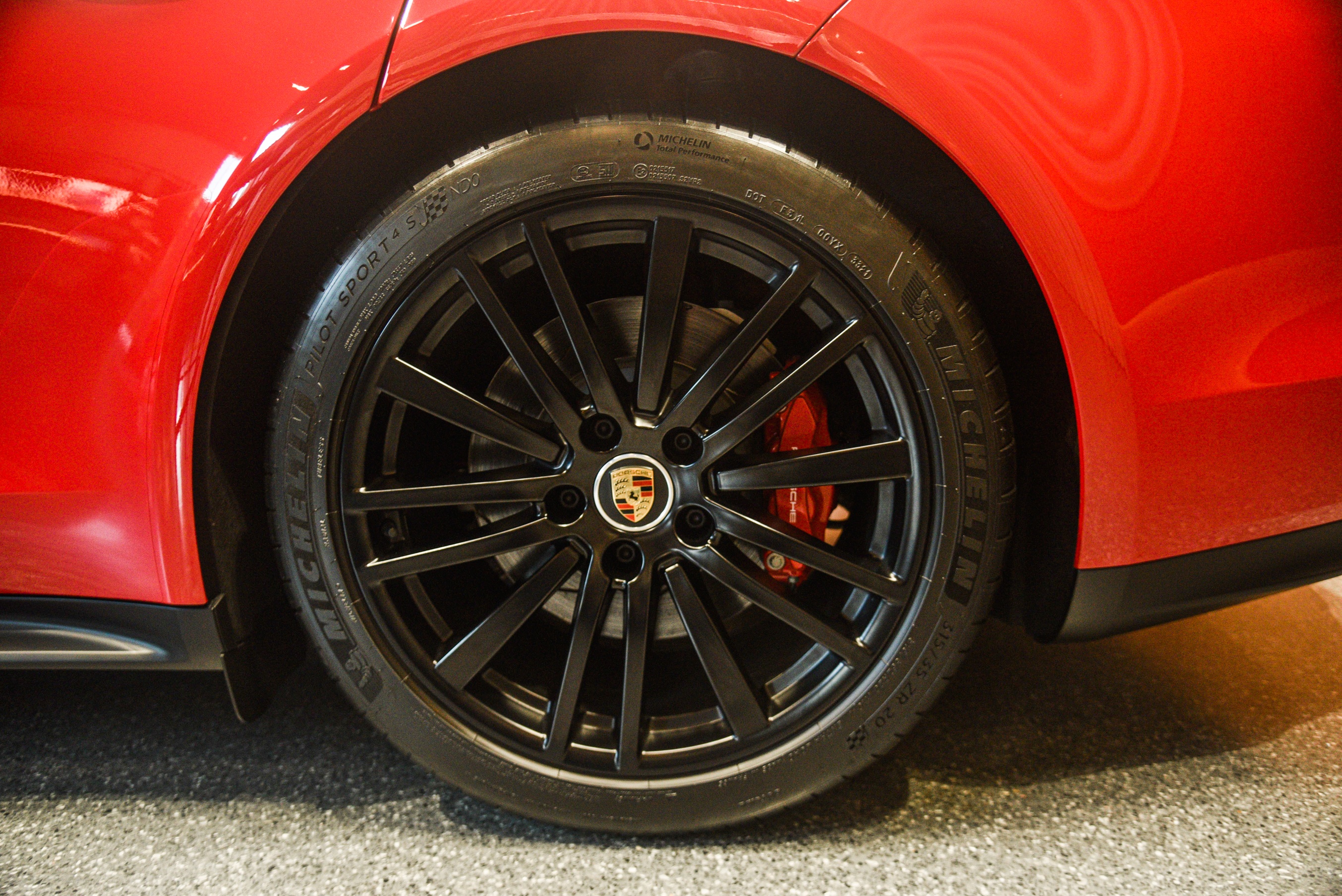 Porsche Panamera GTS nâng cấp ảnh 3 Porsche Panamera GTS nang cap anh 3