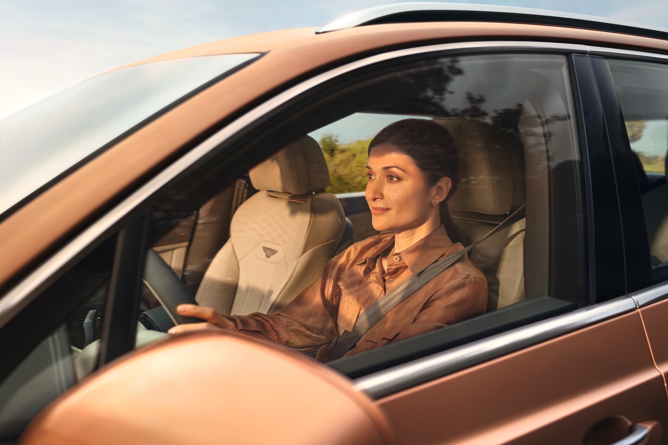 Gia ban Bentley Bentayga EWB anh 10