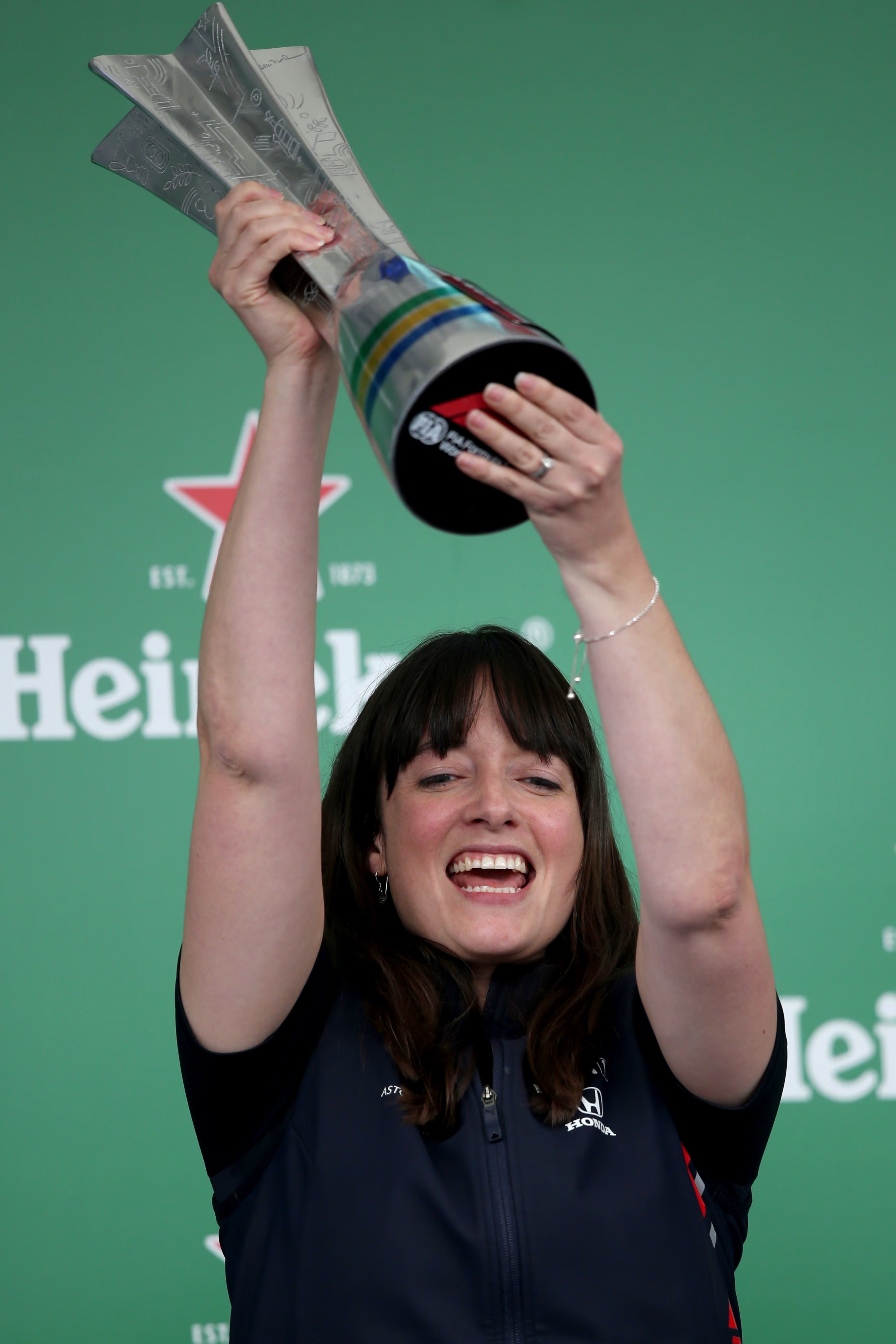 Hannah Schmitz đội Red Bull ảnh 4 Hannah Schmitz doi Red Bull anh 4