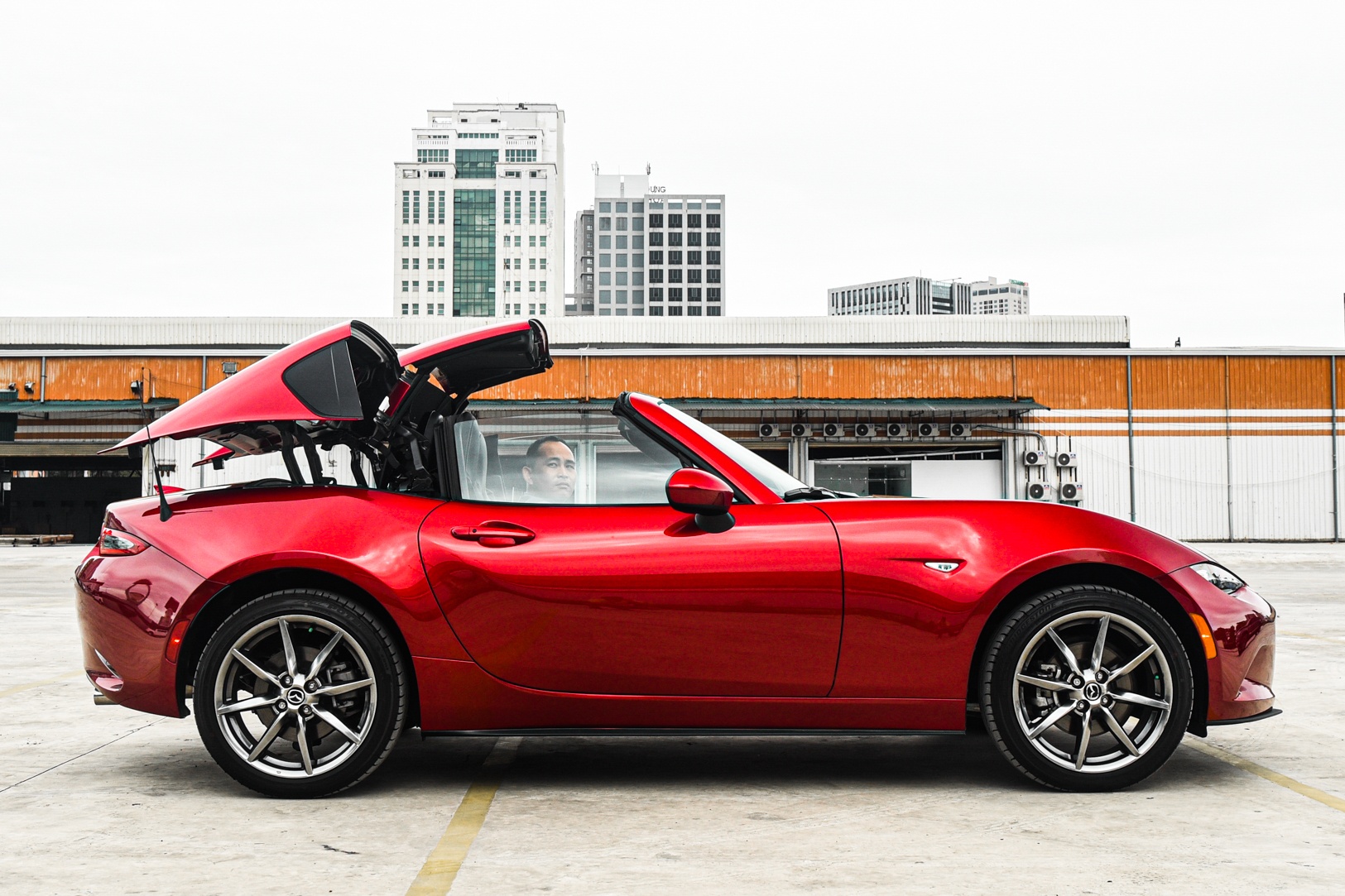 Mazda MX-5 RF Viet Nam anh 2