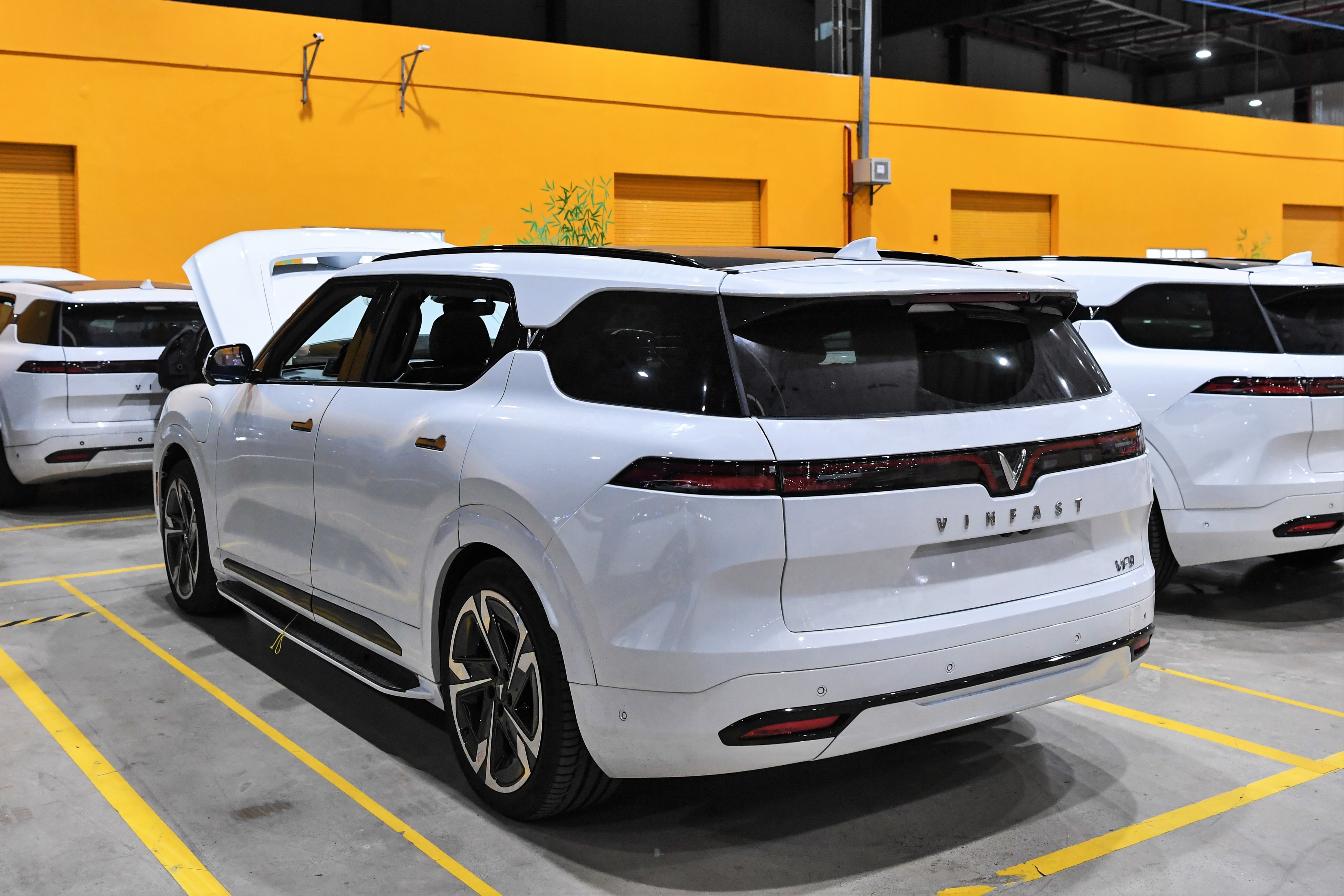 VinFast VF9 tại Việt Nam ảnh 4 VinFast VF9 tai Viet Nam anh 4