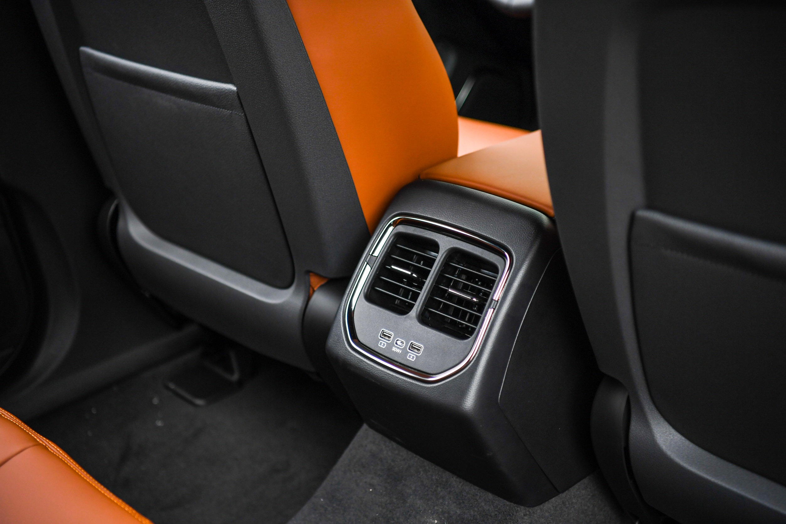 VinFast VF 8 thuong mai anh 11