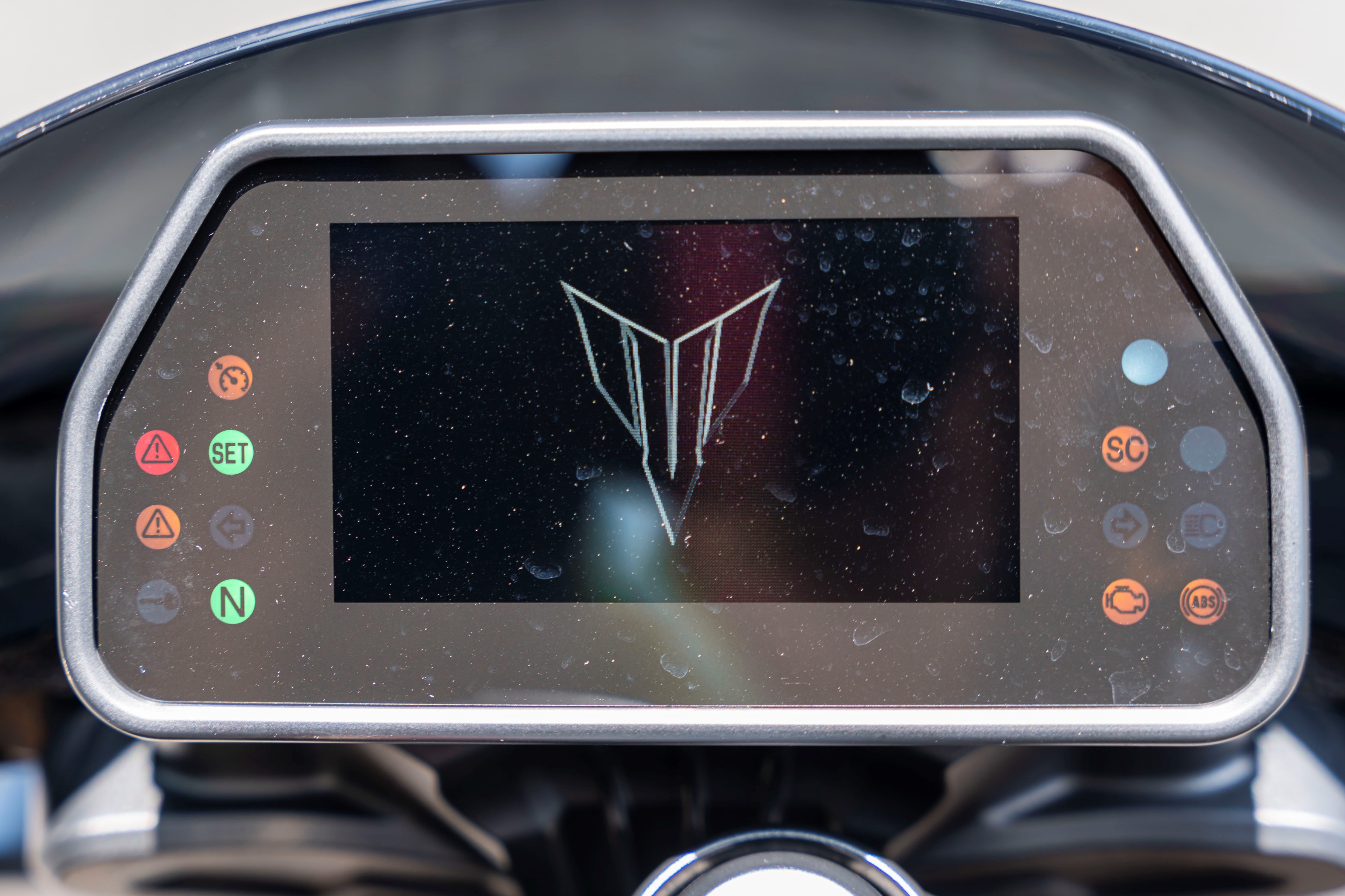 nakedbike 1.000 cc moi anh 8