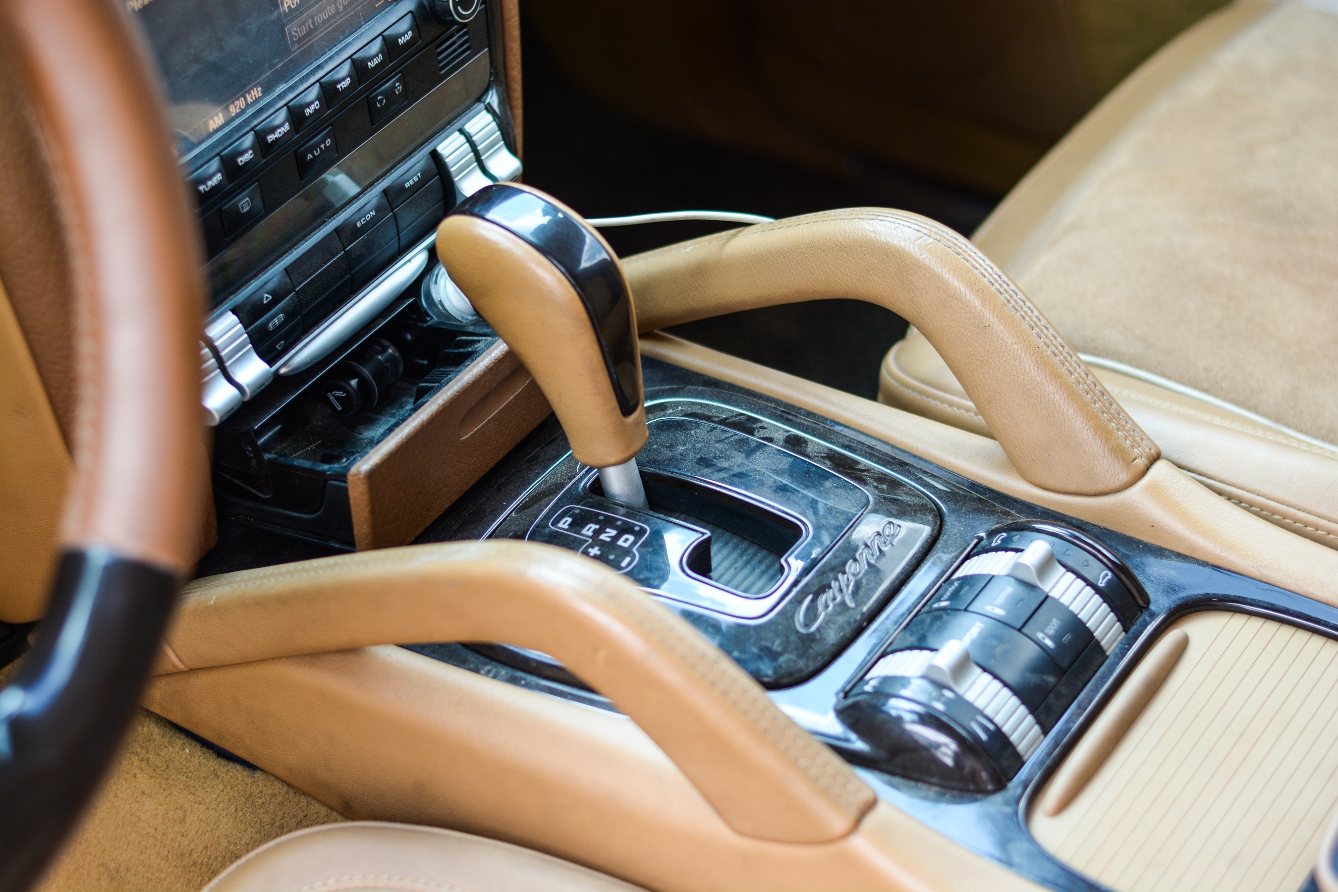 Porsche Cayenne chay off-road anh 9