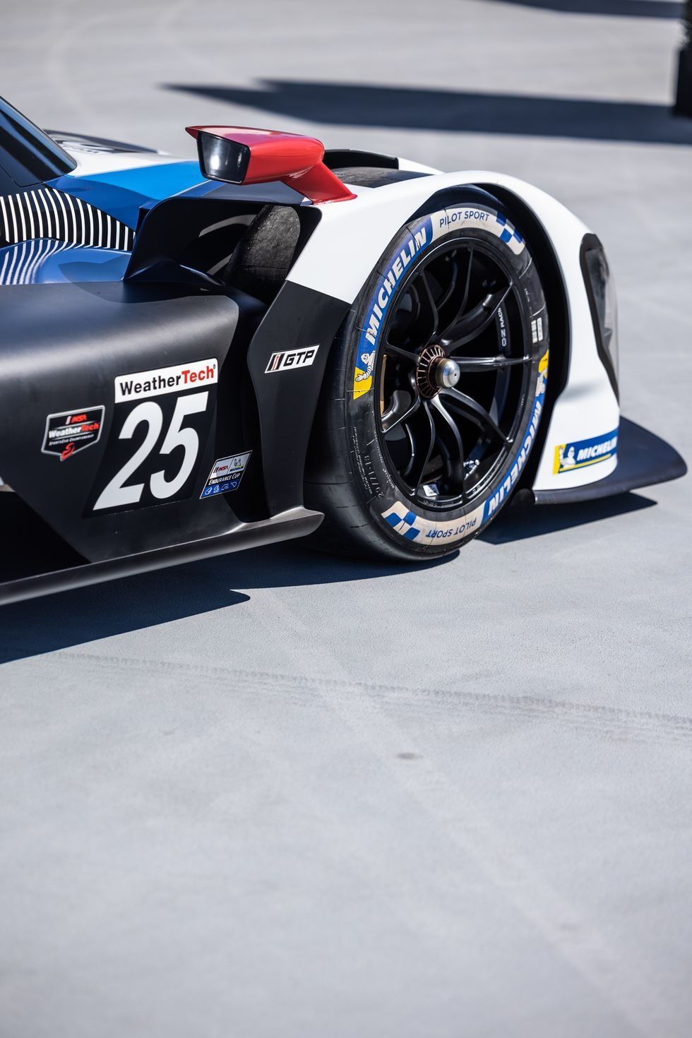 BMW M Hybrid V8 anh 6