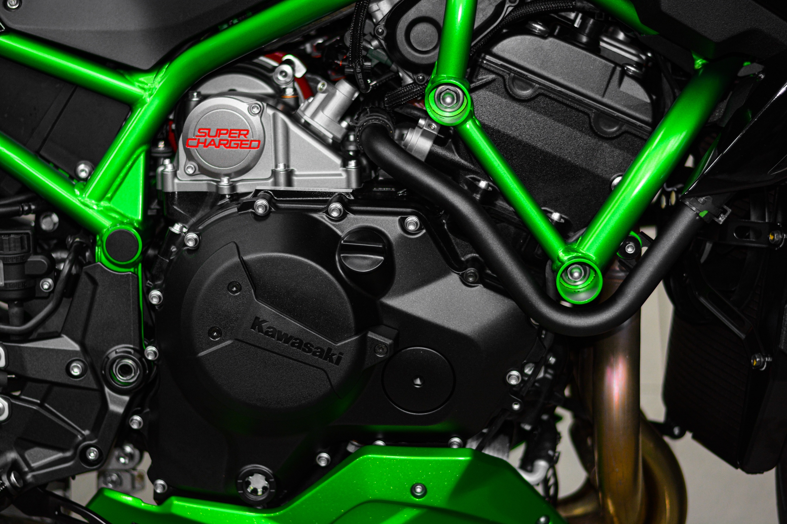 Kawasaki ZH2 gia 770 trieu anh 9