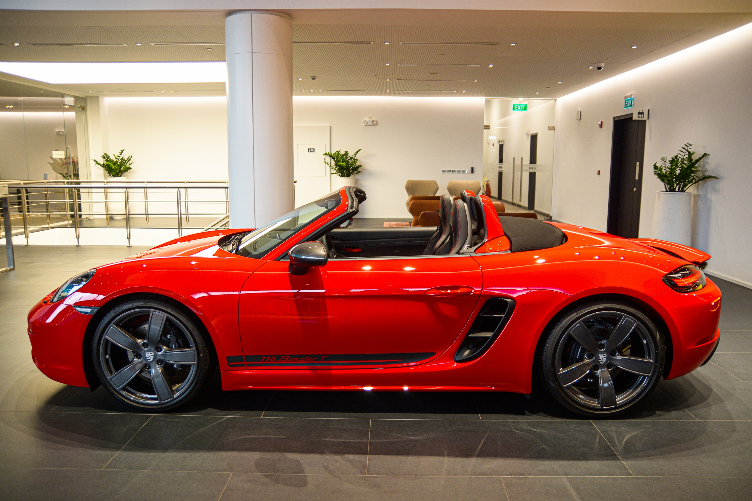 718 Boxster T nâng cấp ảnh 2 718 Boxster T nang cap anh 2