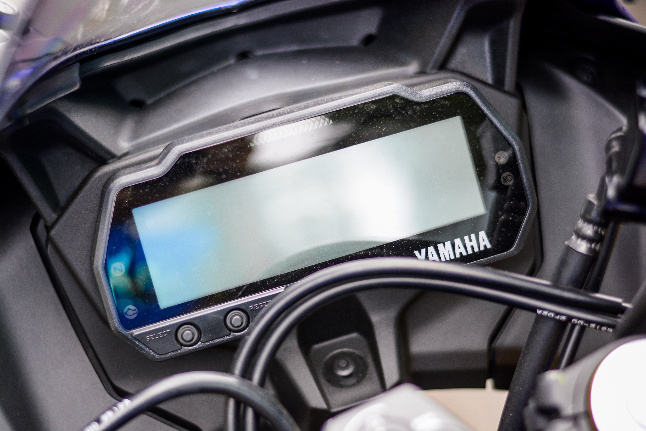 YZF-R15 moi co gi khac anh 5