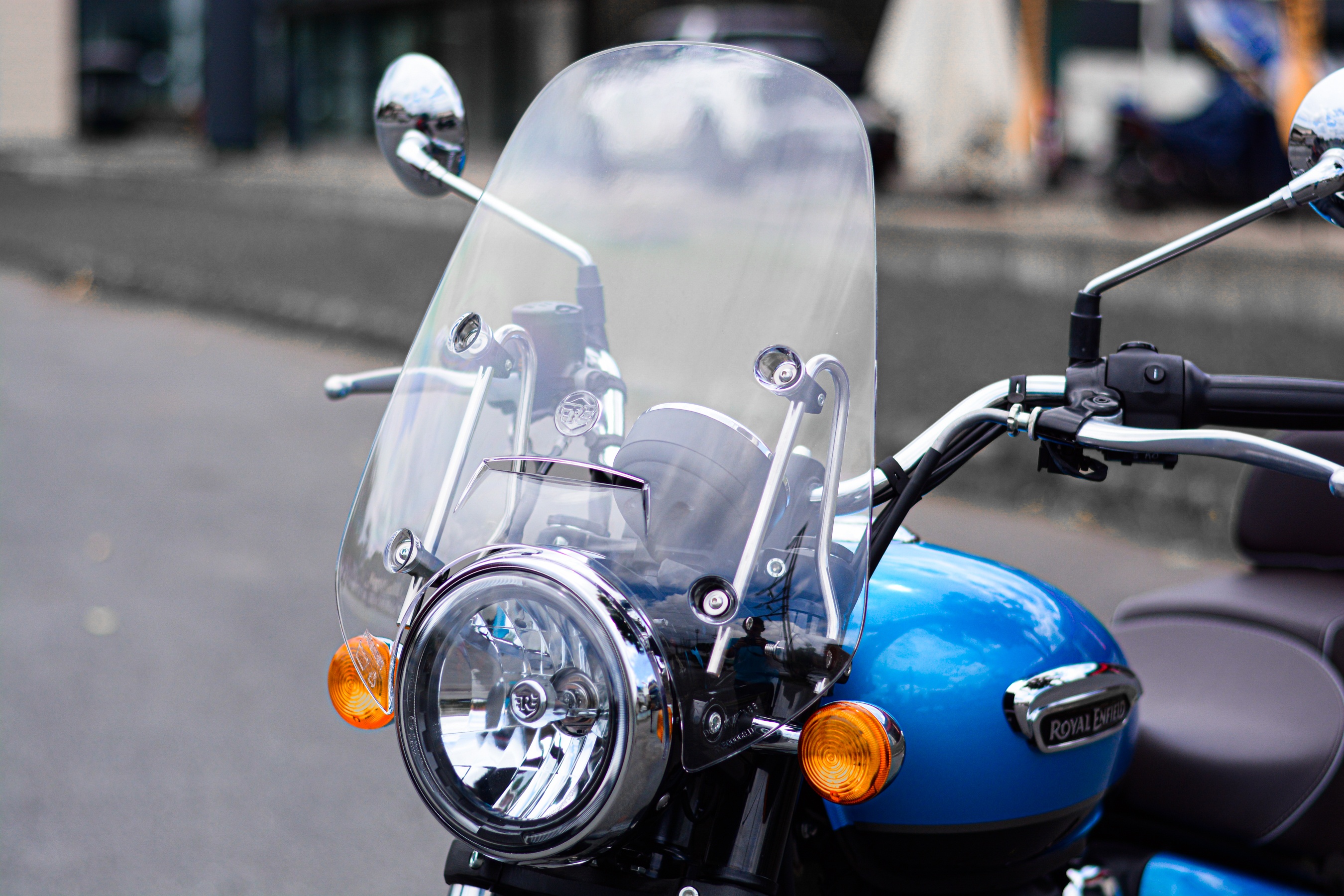 Royal Enfield Meteor 350 anh 3