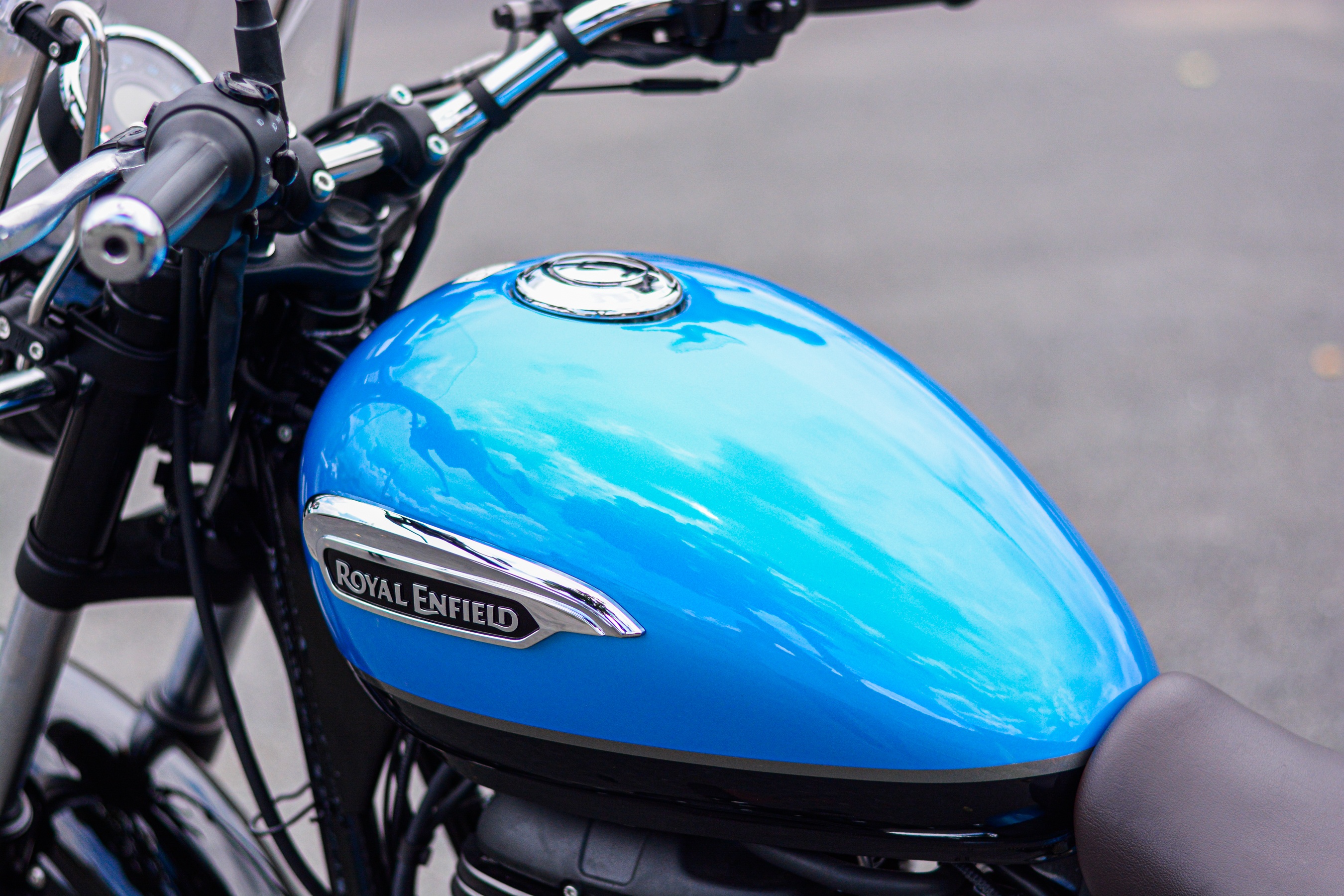 Royal Enfield Meteor 350 anh 6