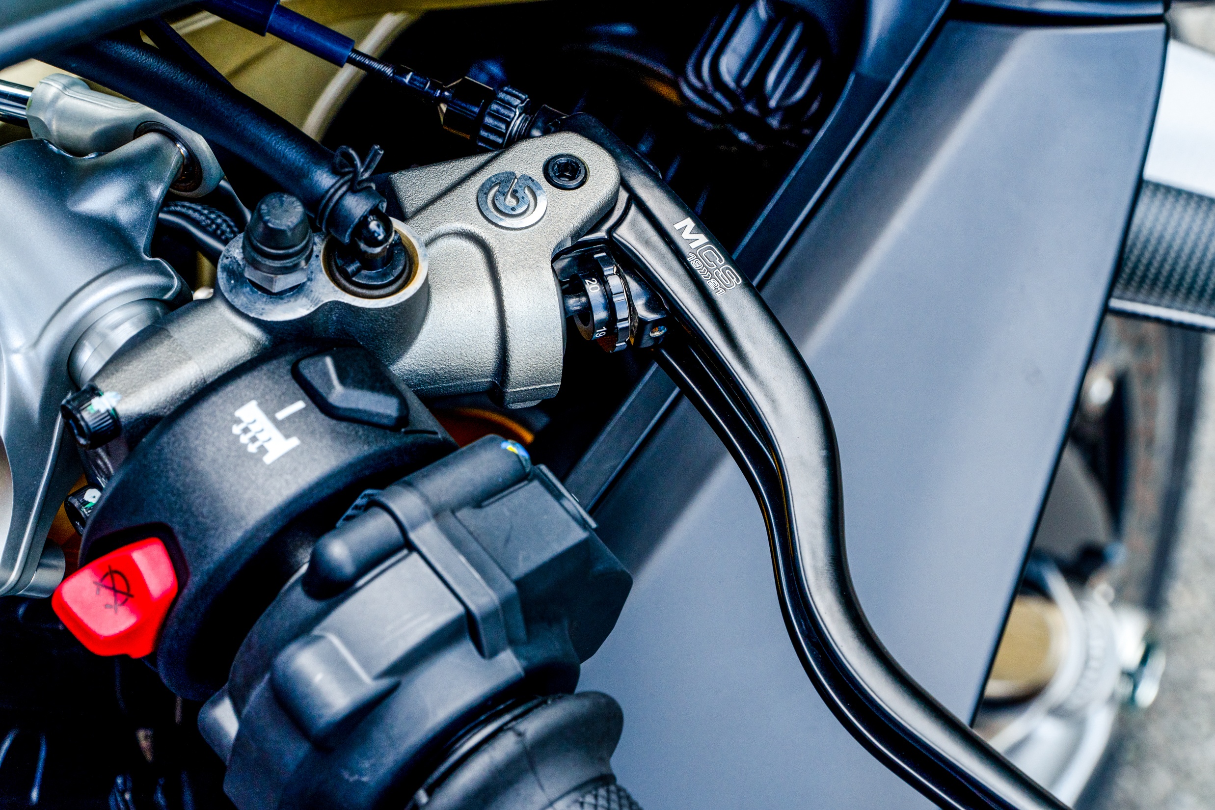 V4 SP2 doc nhat anh 12