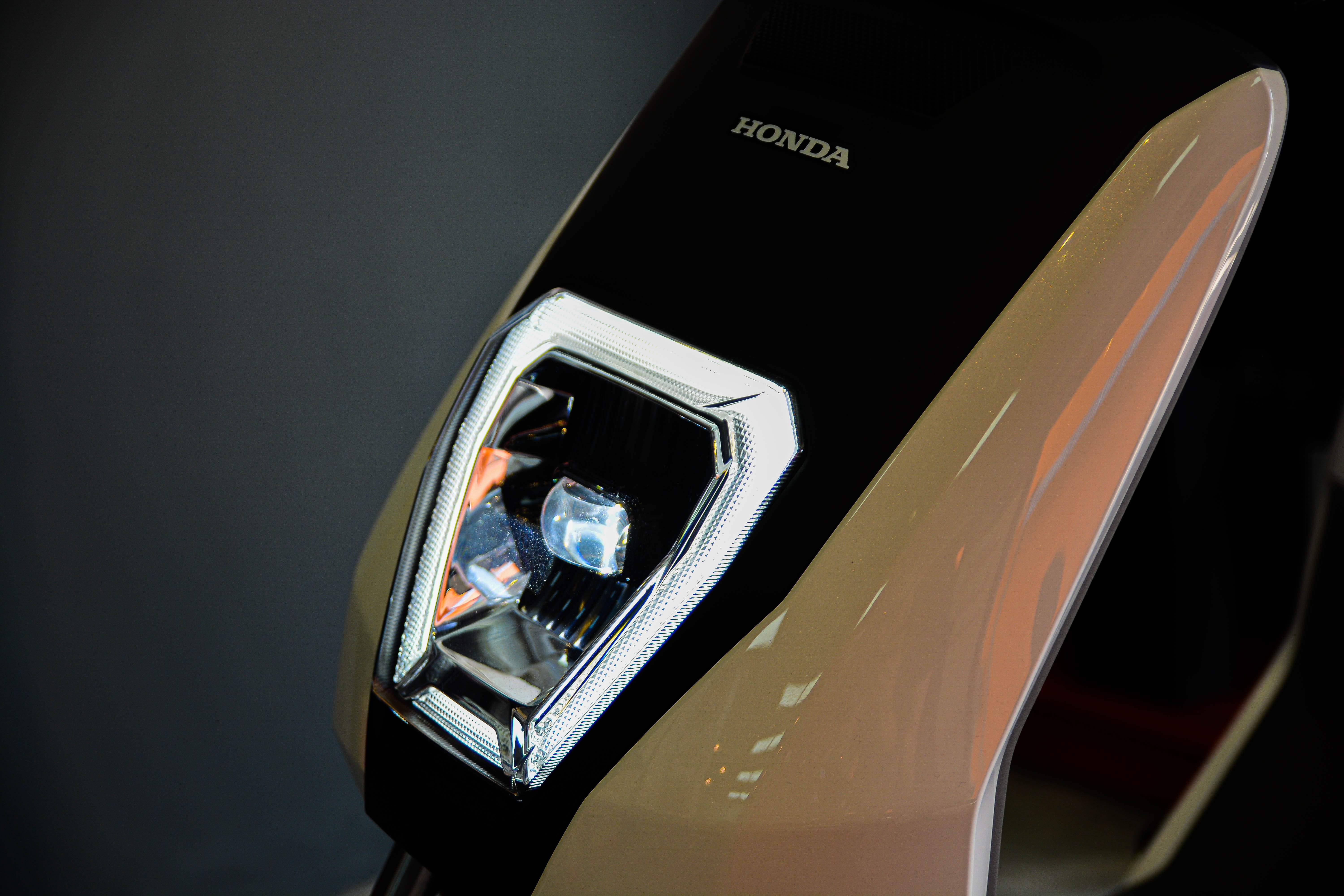 Honda U-be gia 25 trieu anh 3