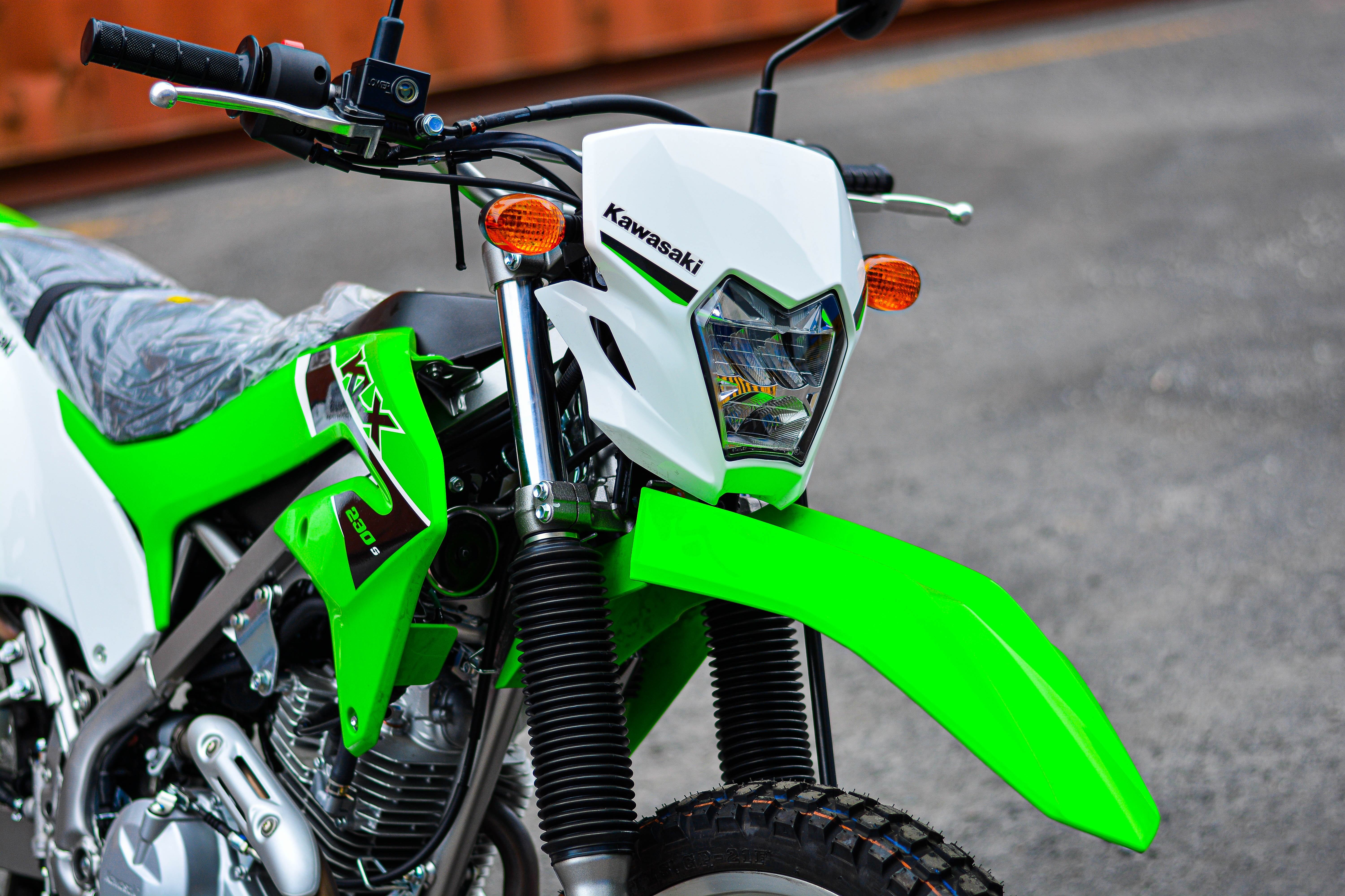 Kawasaki KLX230 giá SH 350i ảnh 7 Kawasaki KLX230 gia SH 350i anh 7